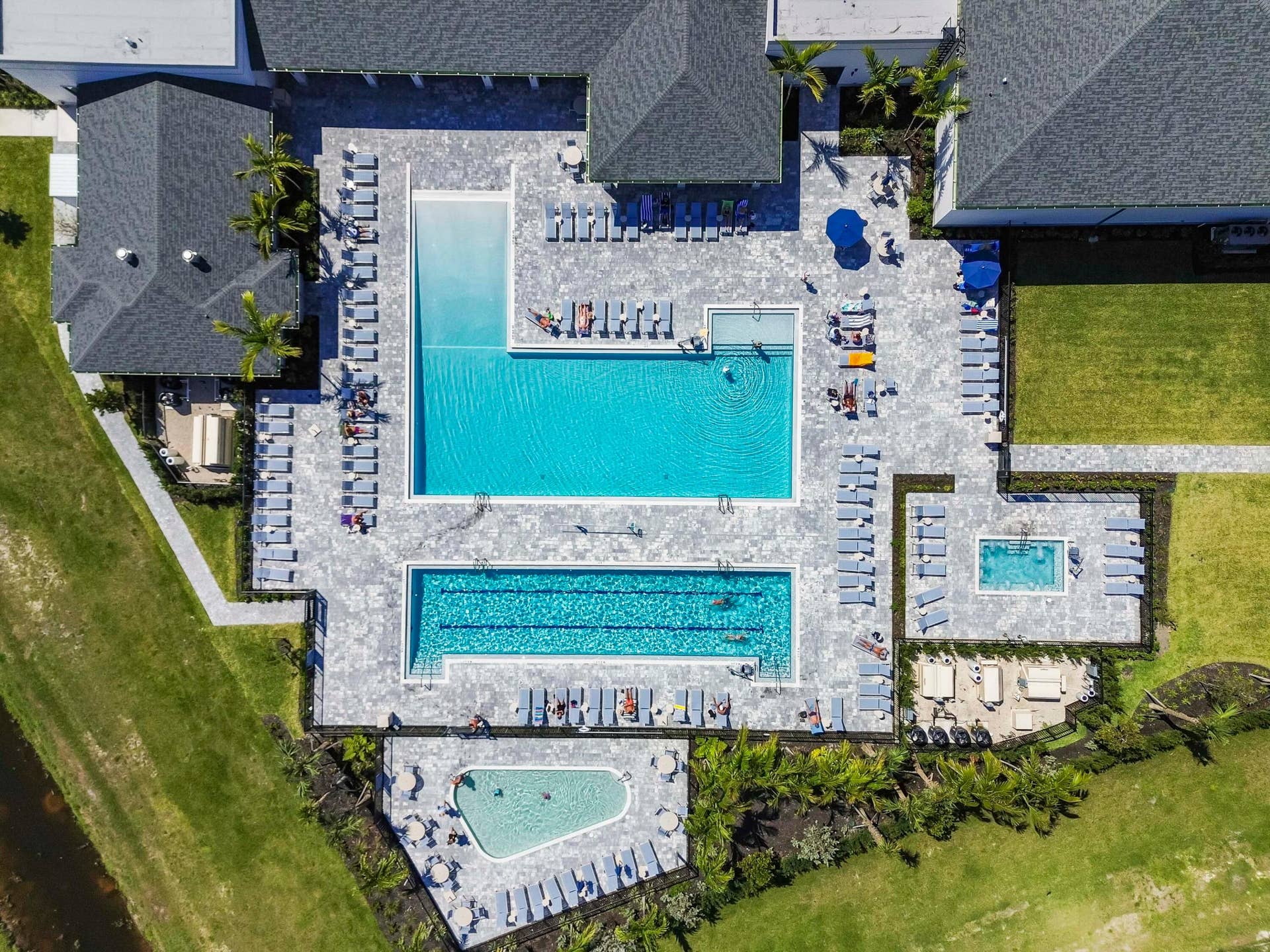 38 Aerial 06
