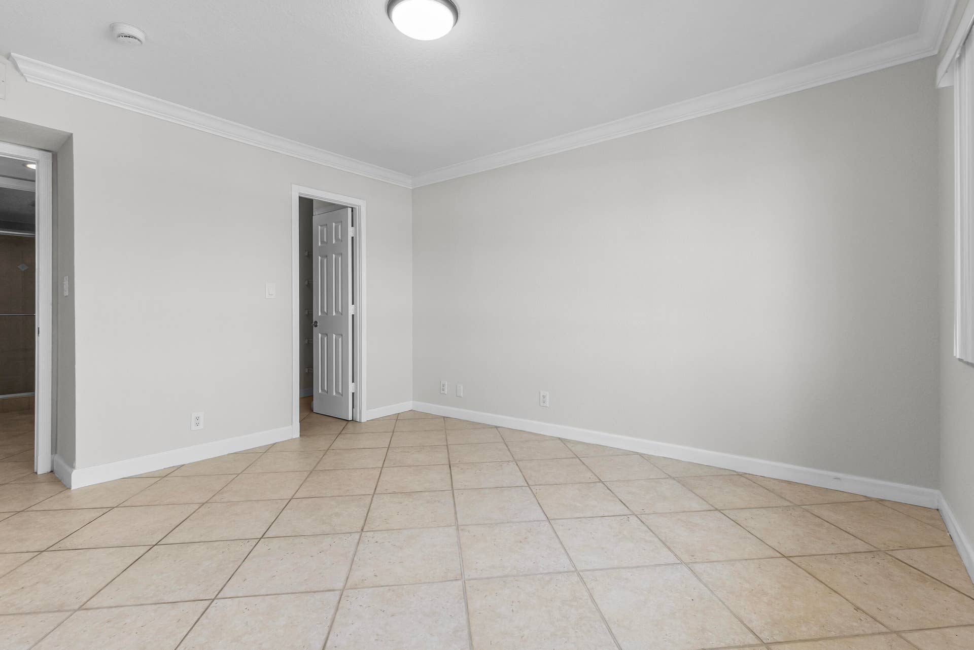 1515 E Broward Boulevard, #426, Fort Lauderdale, FL 33301 GF4A1141Pine Crest Village-by Pwayko