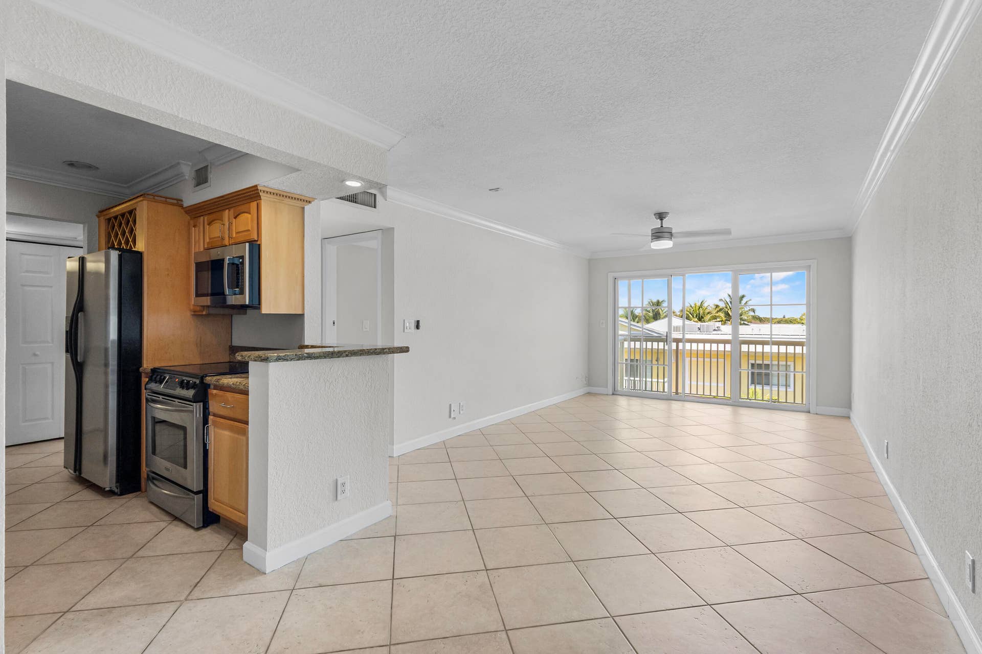 1515 E Broward Boulevard, #426, Fort Lauderdale, FL 33301 GF4A1186Pine Crest Village-by Pwayko