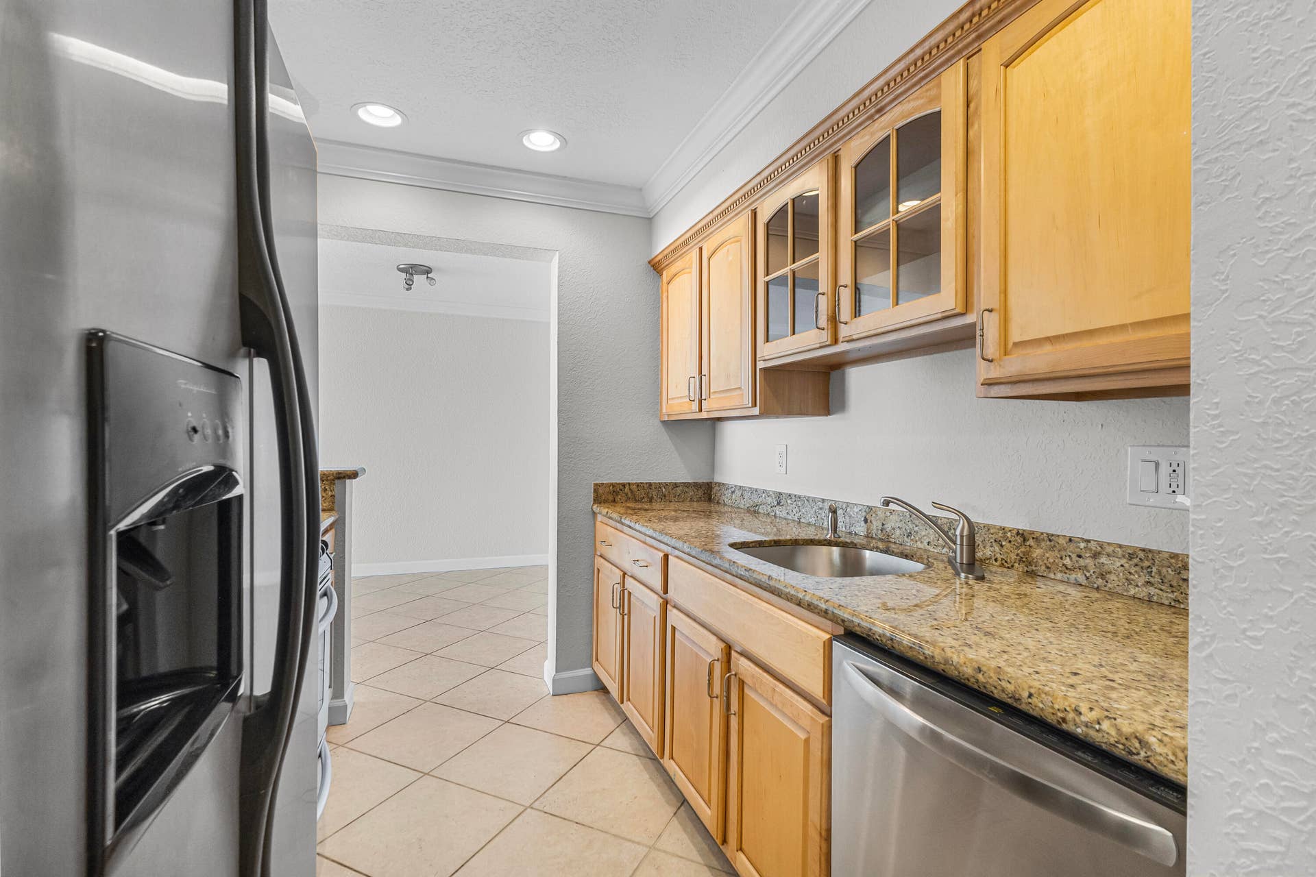 1515 E Broward Boulevard, #426, Fort Lauderdale, FL 33301 GF4A1171Pine Crest Village-by Pwayko