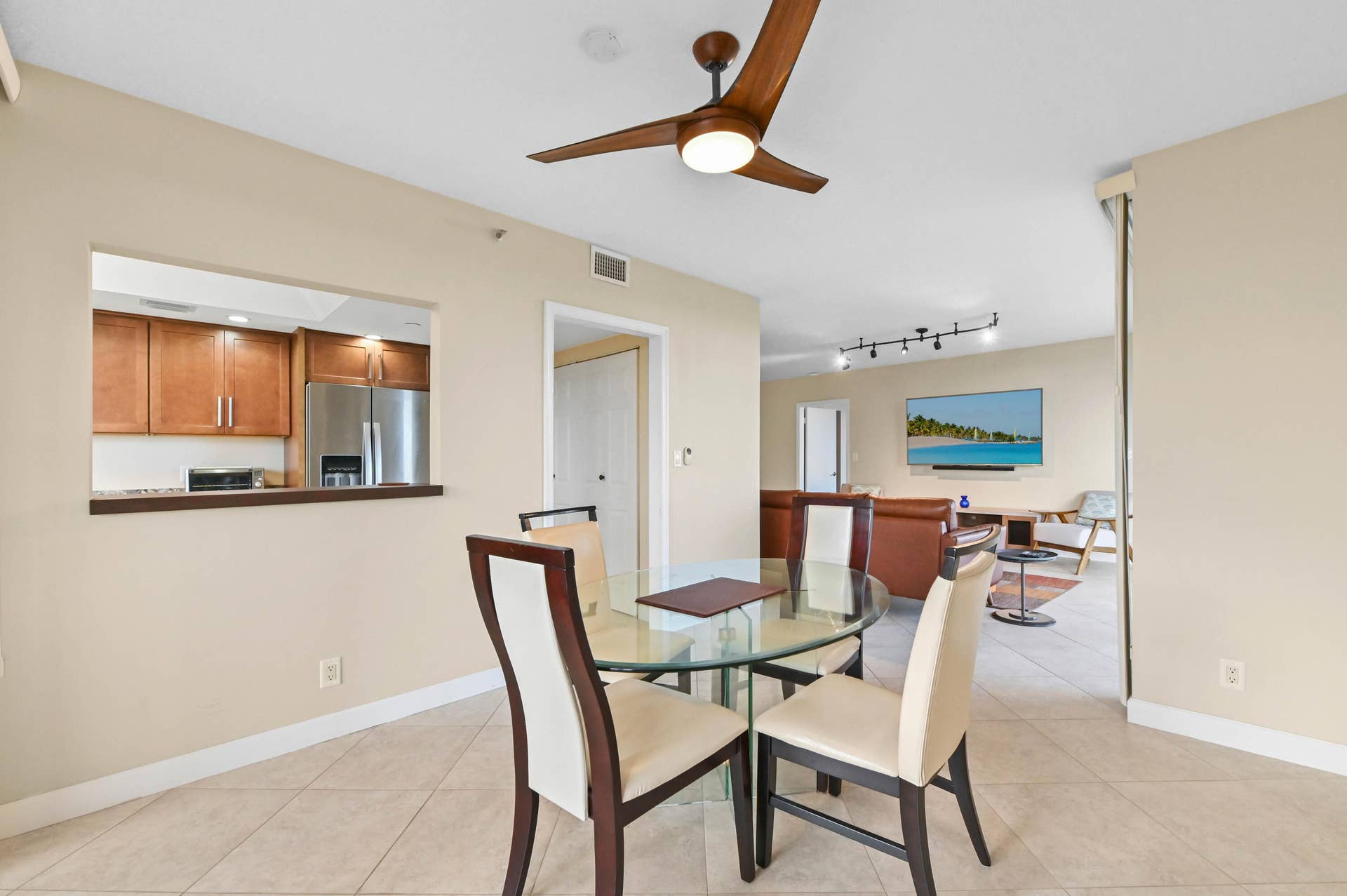 5951 Wellesley Park Drive, #Apt 702, Boca Raton, FL 33433 12 Dining room 02