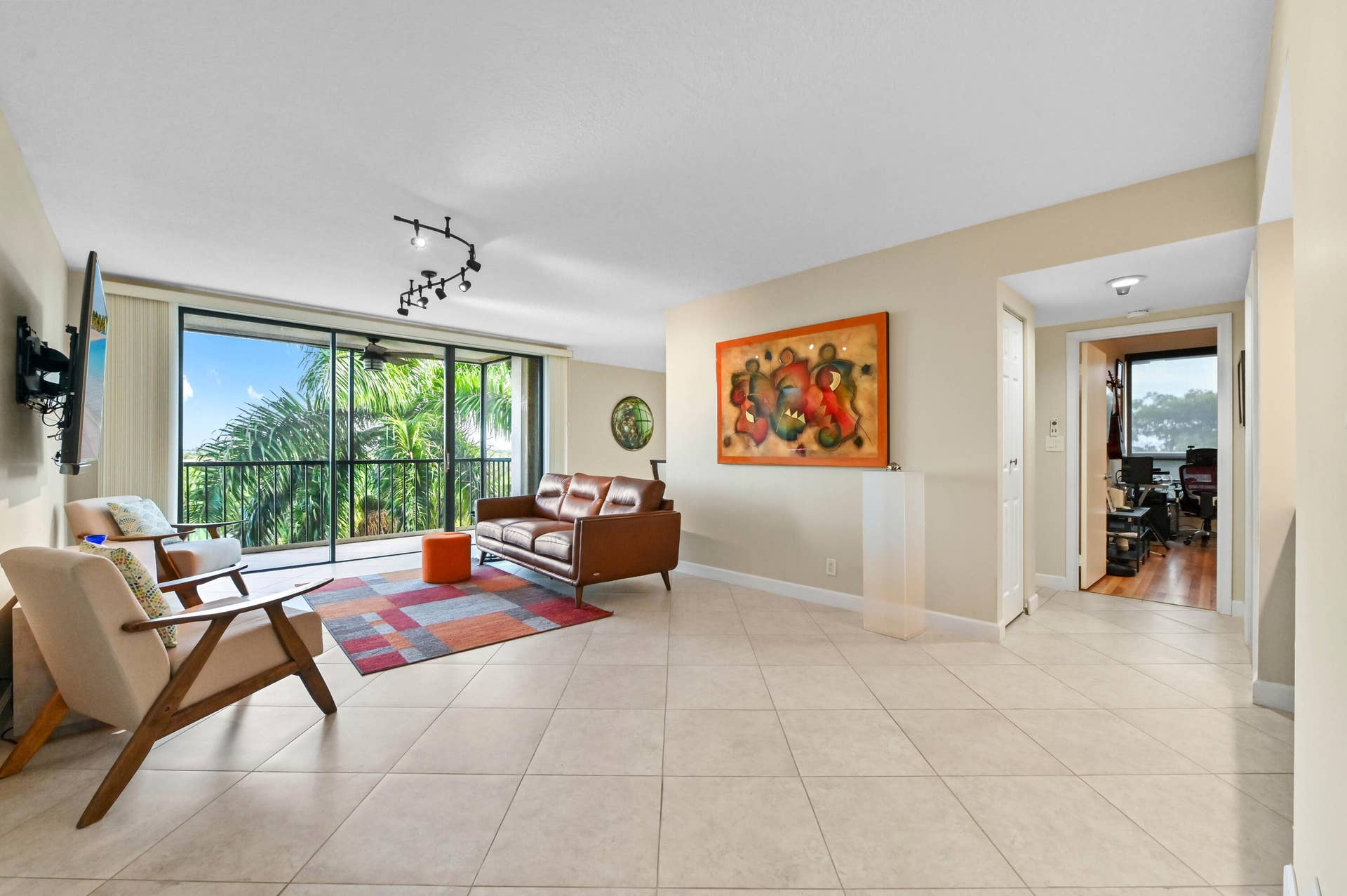 5951 Wellesley Park Drive, #Apt 702, Boca Raton, FL 33433 06 Living room 02