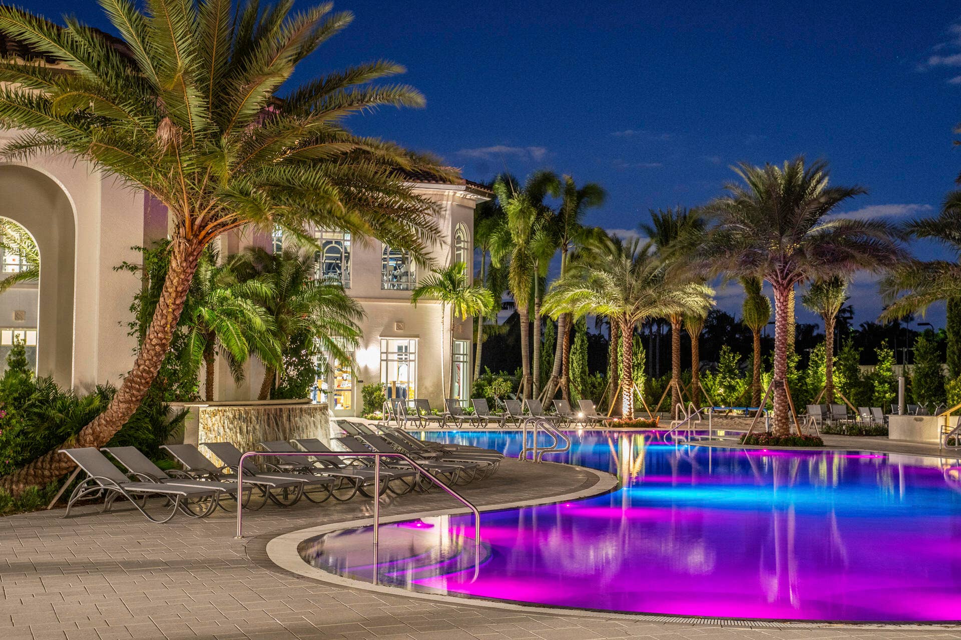 Pool glow night