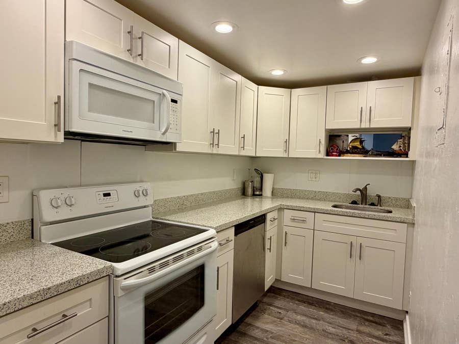 Property photo for 3000 Riomar Street, #410, Fort Lauderdale, FL