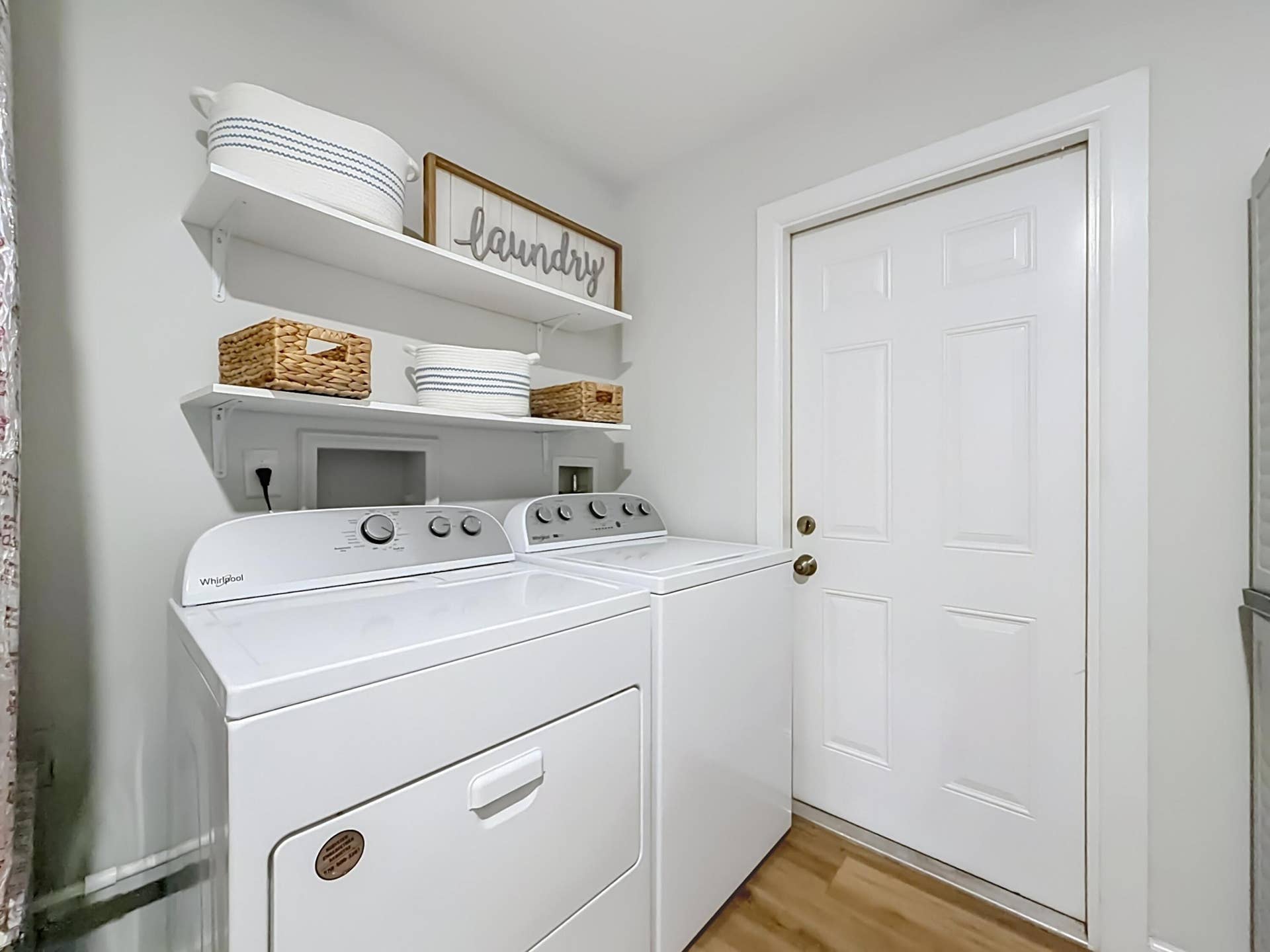 1950 NE 30th Street, Lighthouse Point, Lighthouse Point, FL 33064 1950 NE 30th Street laundry 1