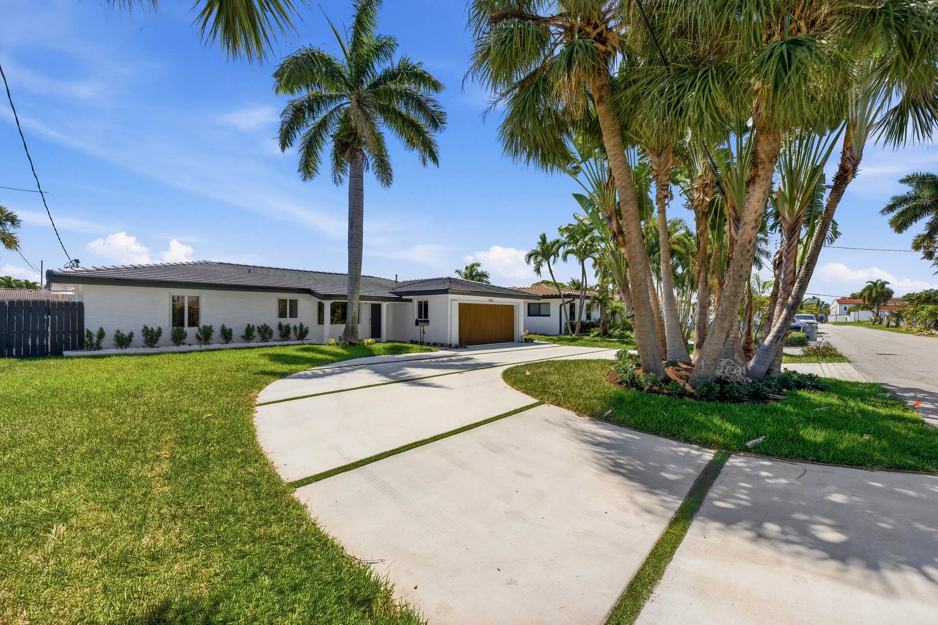2280 SE 10th Court, Pompano Beach, FL 33062 dsc_0621