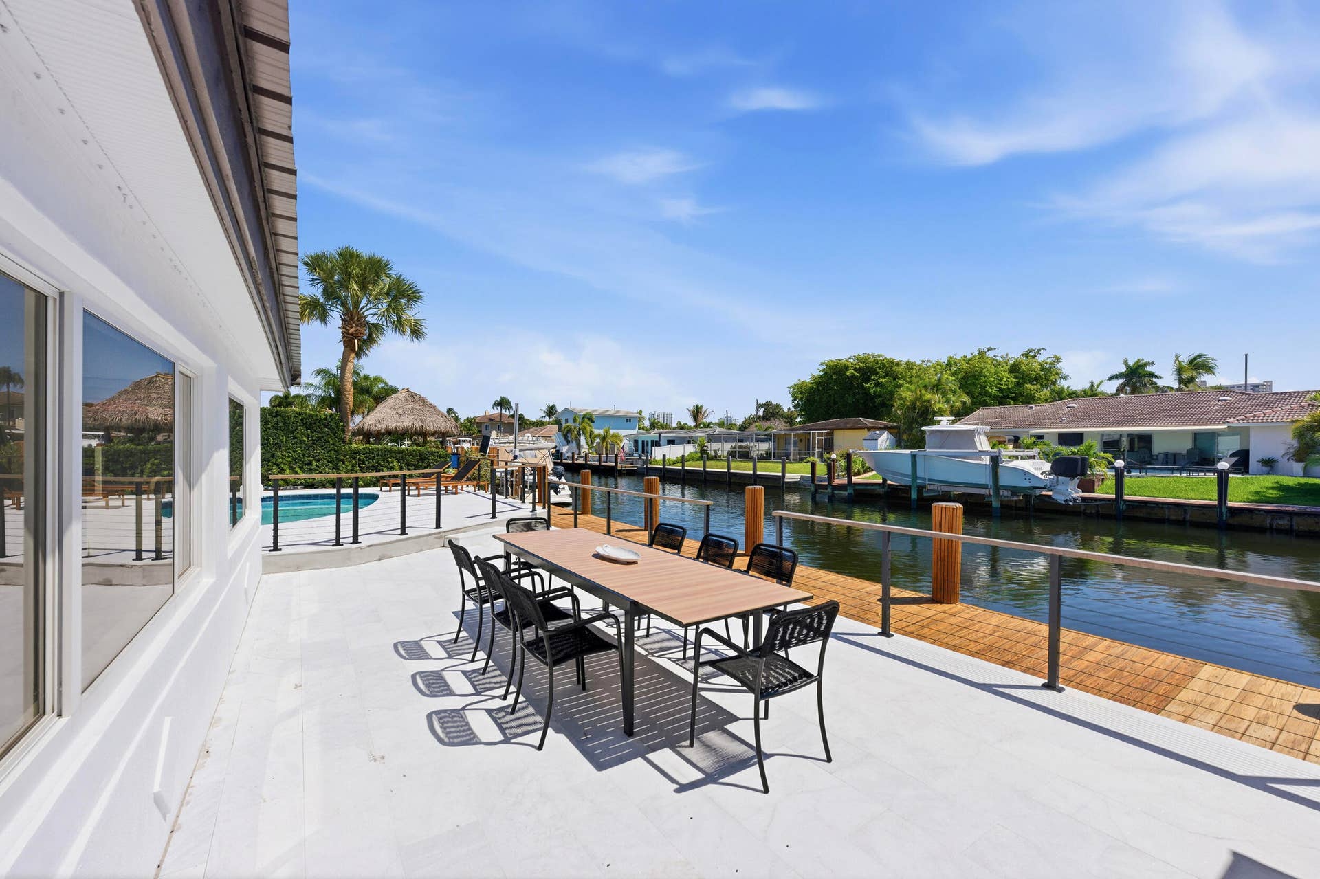 2280 SE 10th Court, Pompano Beach, FL 33062 _jjl9562