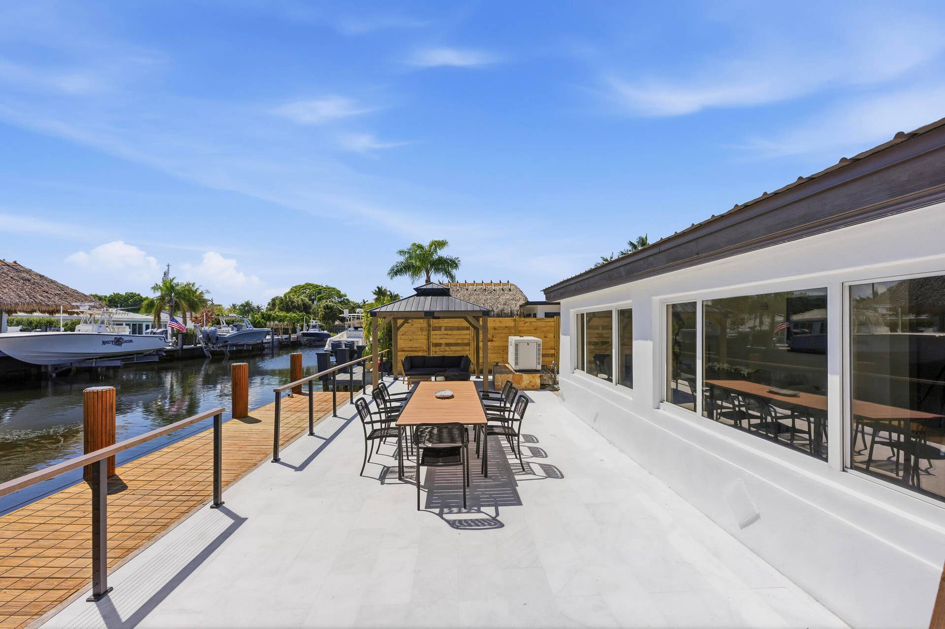 2280 SE 10th Court, Pompano Beach, FL 33062 _jjl9552