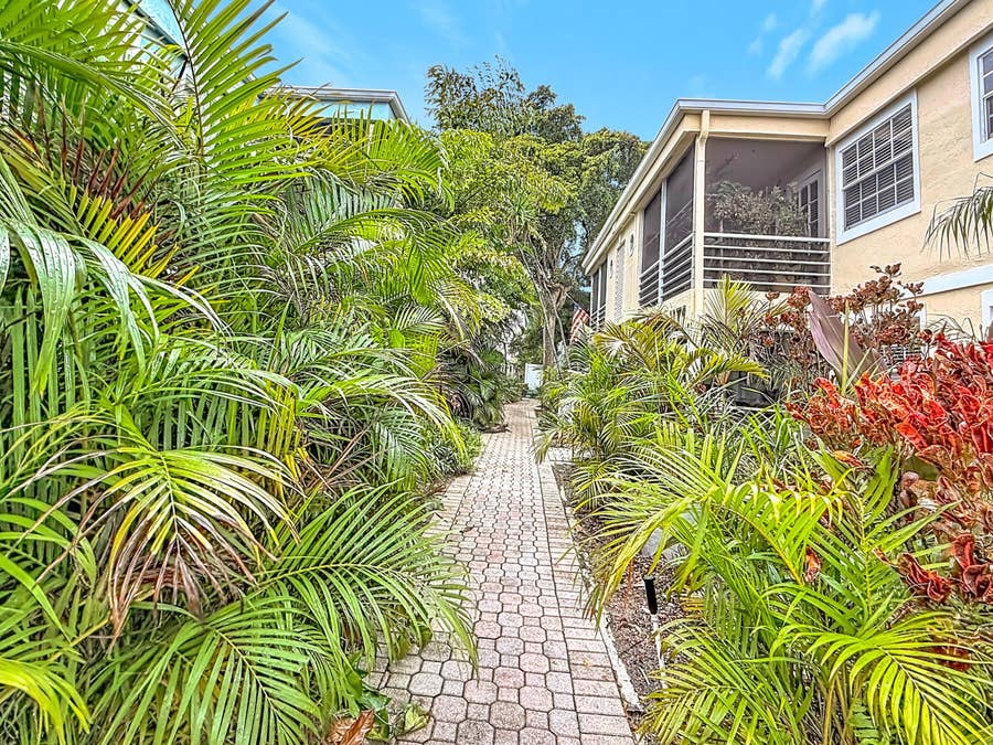 Property photo for 305 SE 11th Avenue, #D, Pompano Beach, FL
