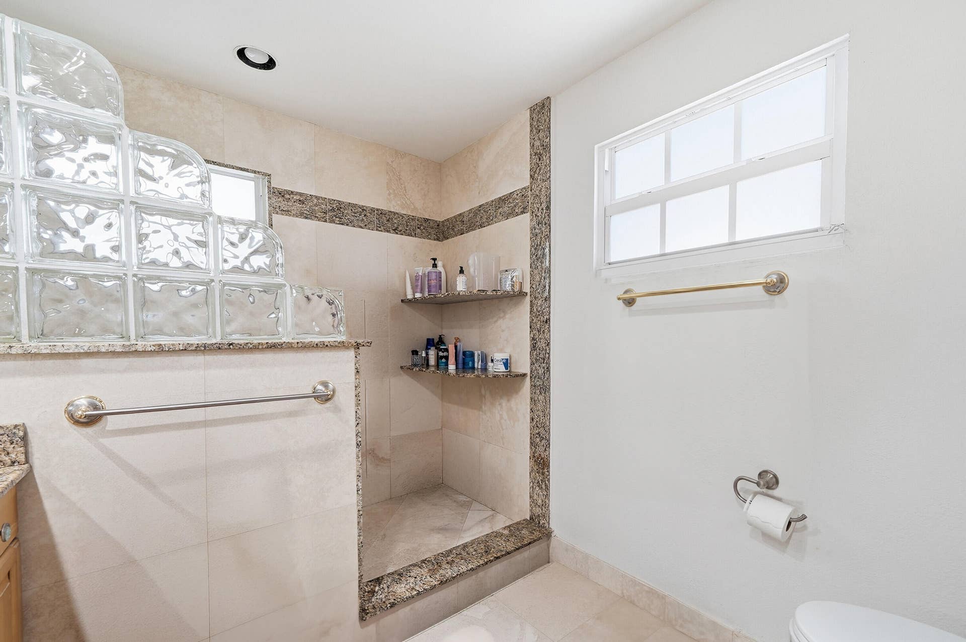 10690 NW 12th Drive, Plantation, FL 33322 30_01_dsc03948