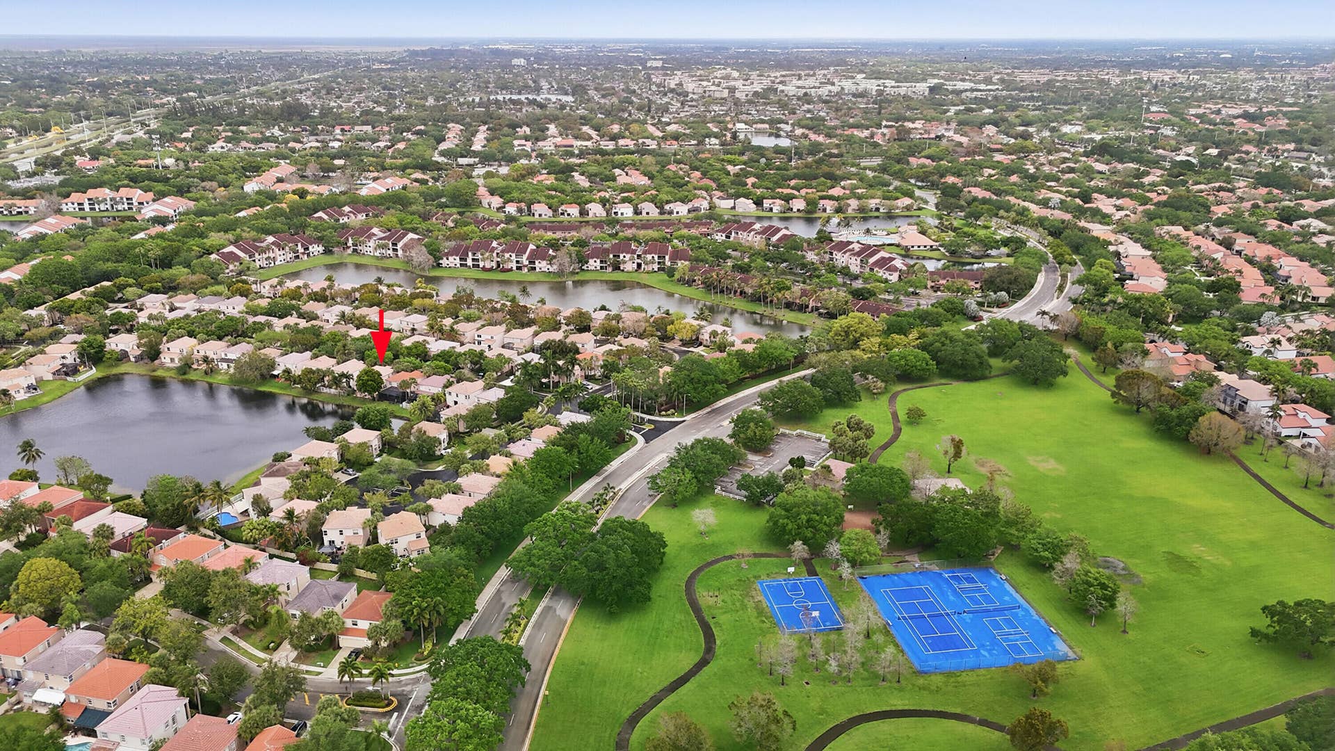 10690 NW 12th Drive, Plantation, FL 33322 51_09_dji_fly_20260330_125412_0212_17748