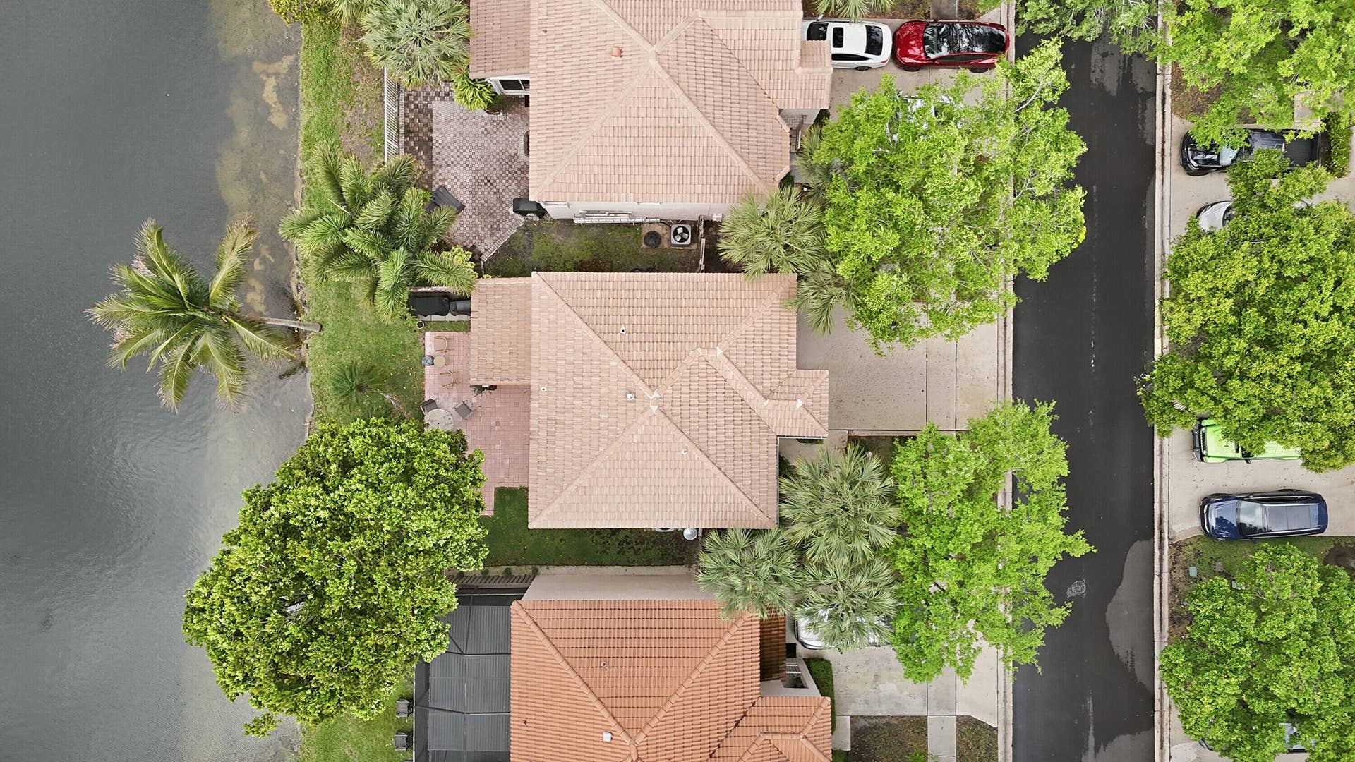 10690 NW 12th Drive, Plantation, FL 33322 52_10_dji_fly_20260330_125454_0214_17748