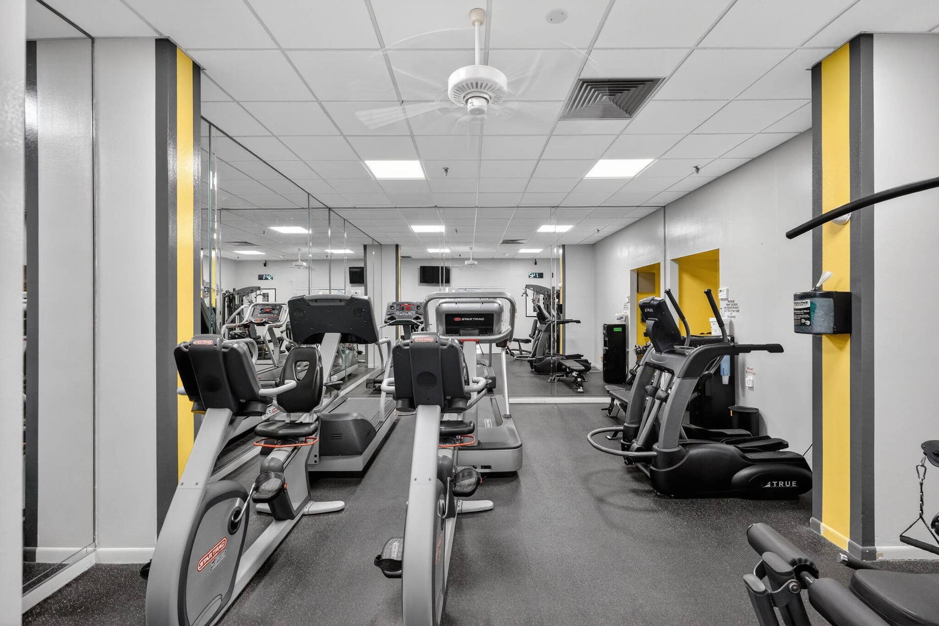 3400 N Ocean Drive, #408, Singer Island, Singer Island, FL 33404 Fitness Center