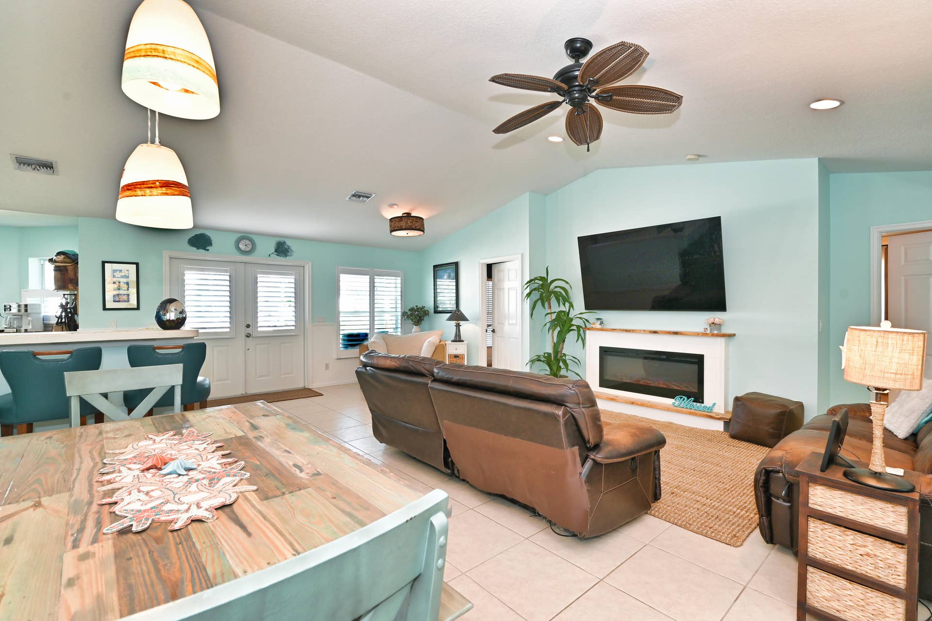 126 Faith Way, Jupiter, FL 33458 Living/Dining