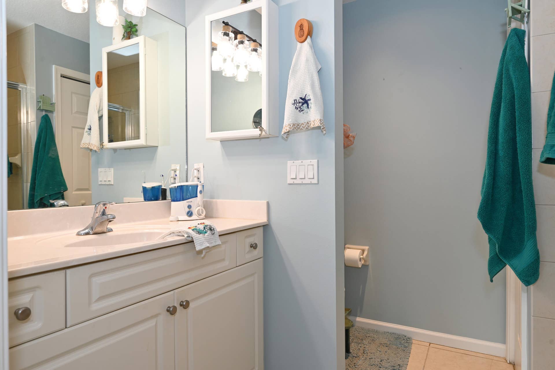 126 Faith Way, Jupiter, FL 33458 Primary bathroom