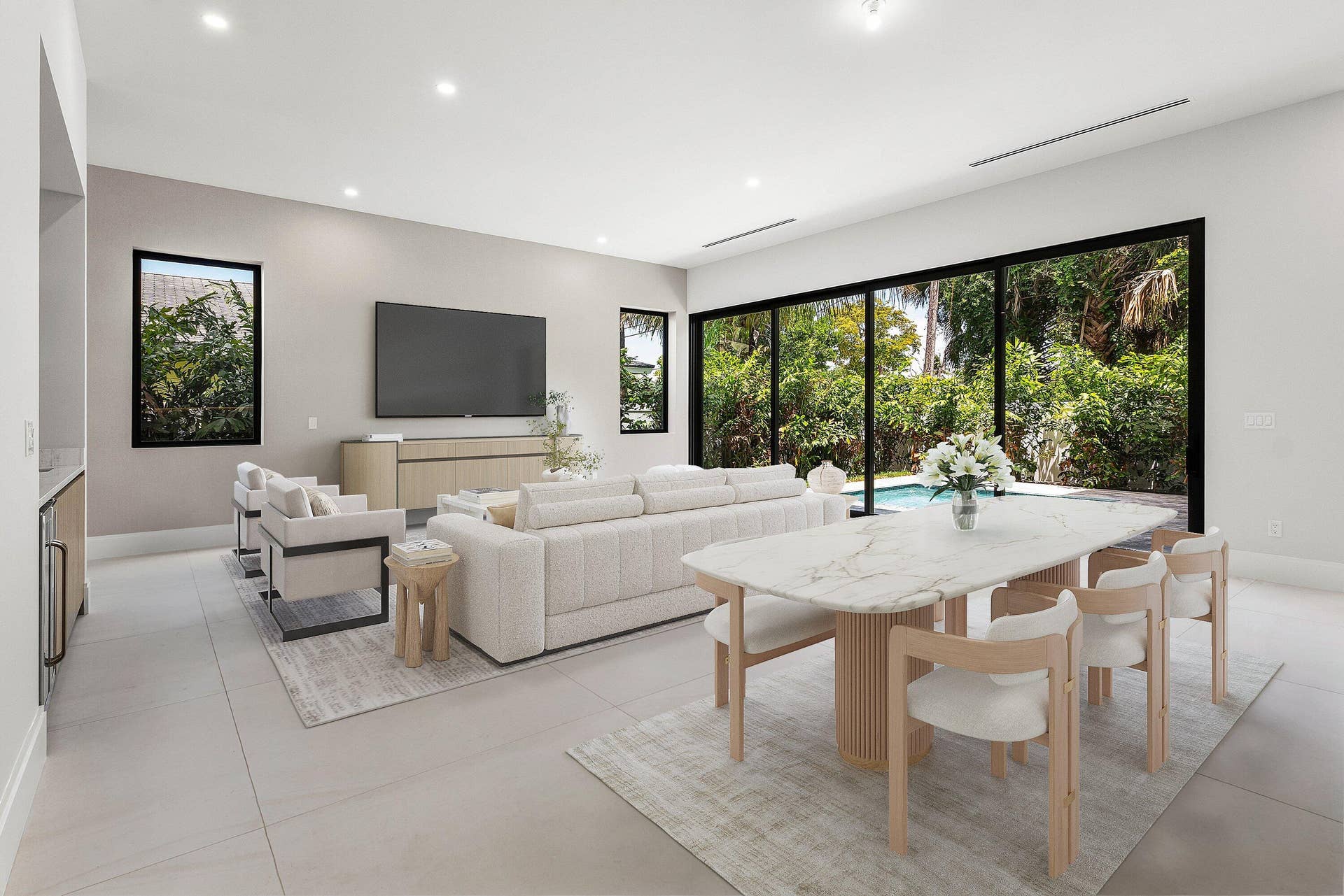 207 SE 5th Street, Delray Beach, FL 33483 virtually staged