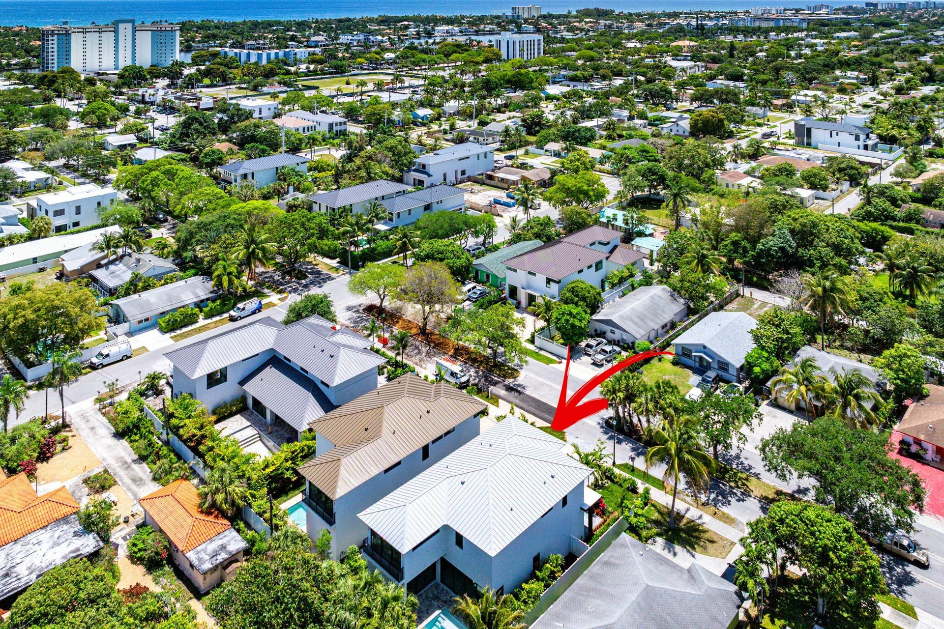 207 SE 5th Street, Delray Beach, FL 33483 037-207Southeast5thStreet-DelrayBeach-FL