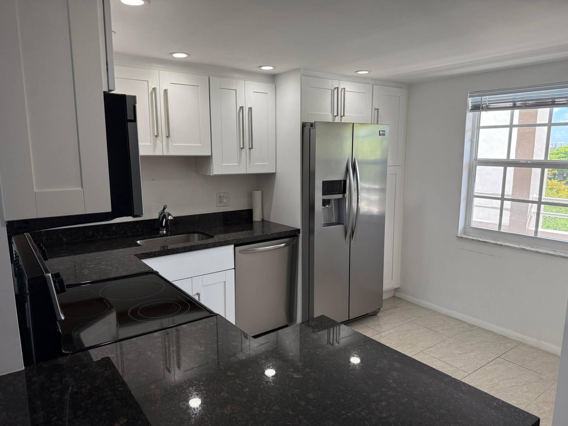 605 Oaks Drive, #602, Pompano Beach, FL 33069 Photo Mar 27 2026, 11 45 26 AM
