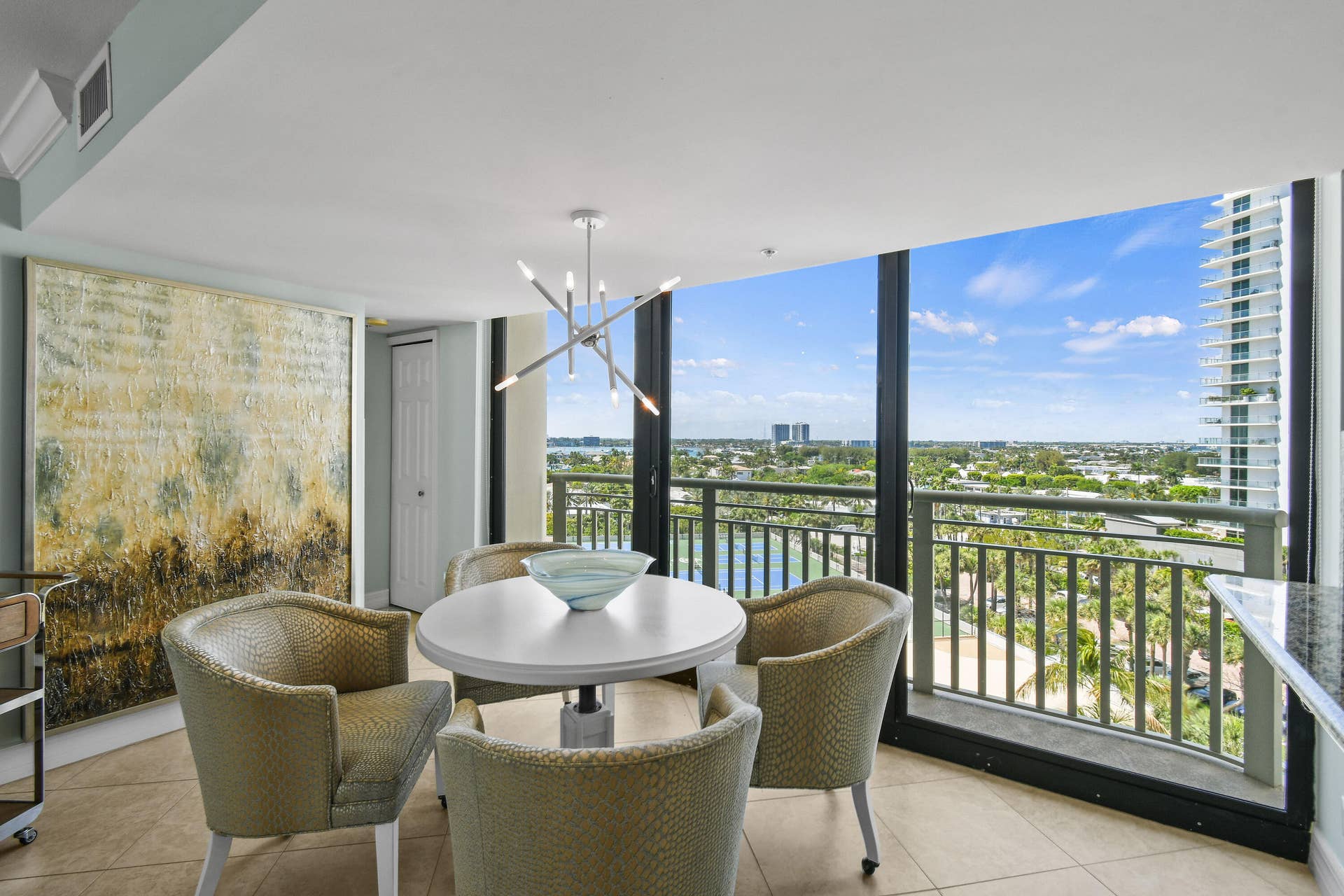 3000 N Ocean Drive, #9h, Singer Island, FL 33404 Dining Room with Views