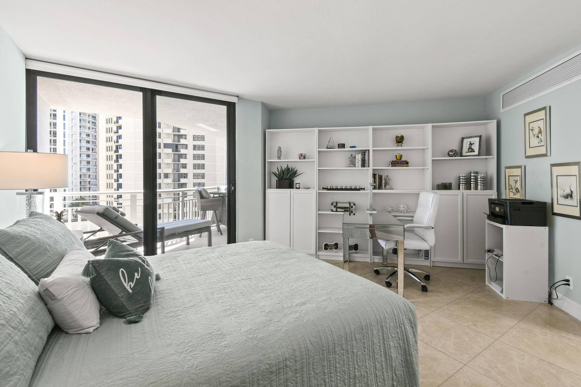 3000 N Ocean Drive, #9h, Singer Island, FL 33404 Guest Bedroom with Built in storage