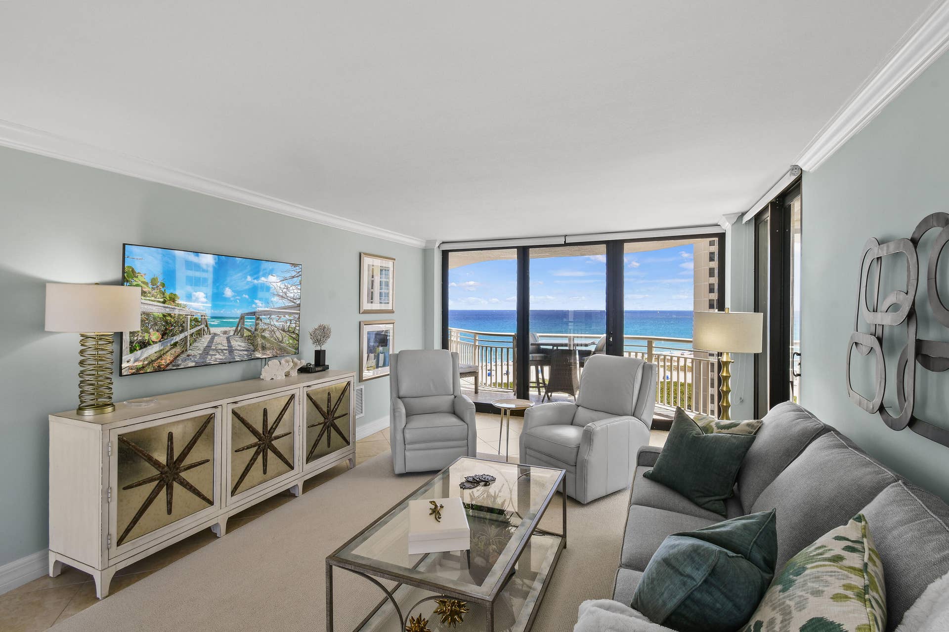 3000 N Ocean Drive, #9h, Singer Island, FL 33404 Living Room with Ocean Views