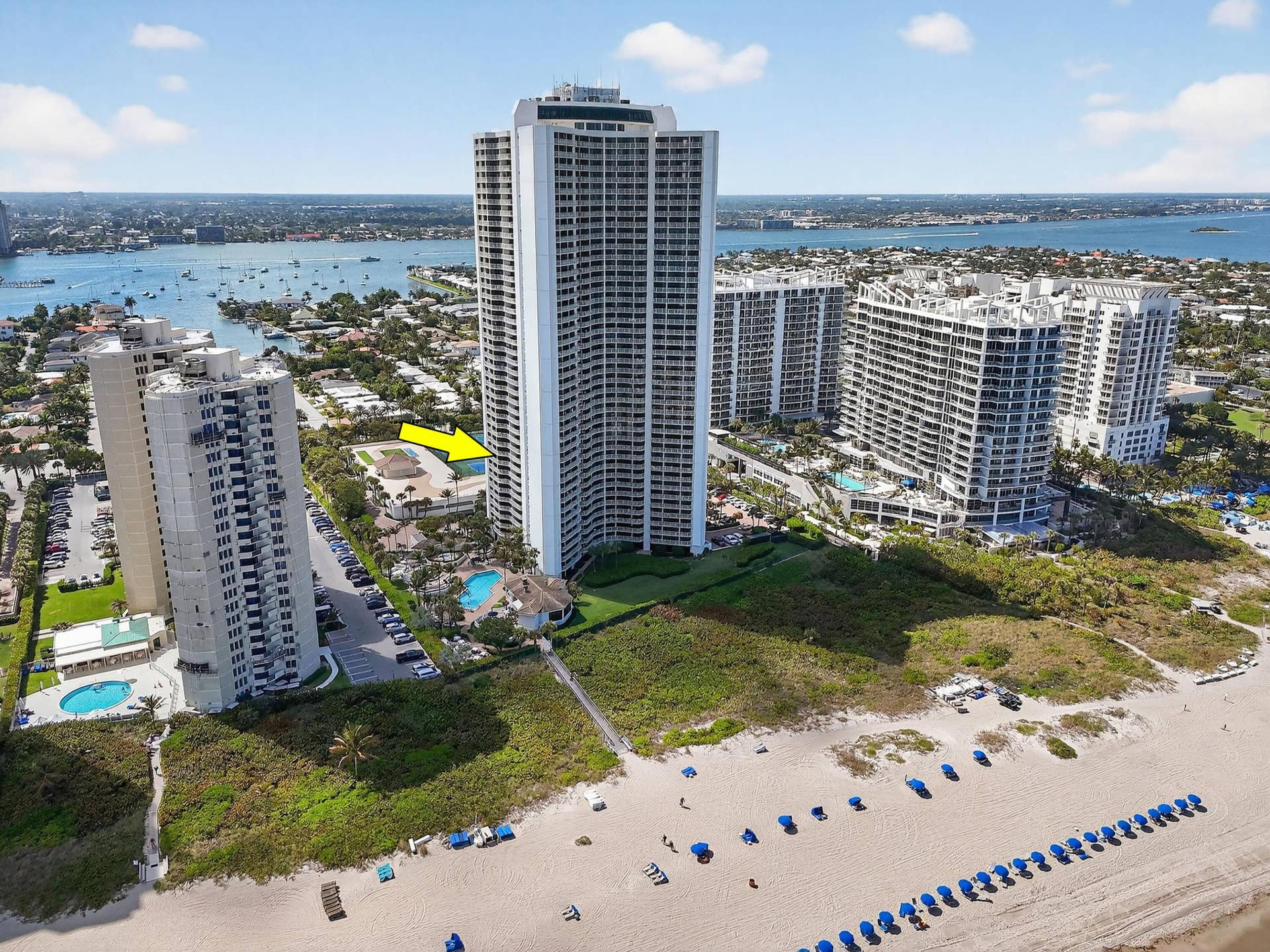 3000 N Ocean Drive, #9h, Singer Island, FL 33404 Marquis sits on top of the Tiara