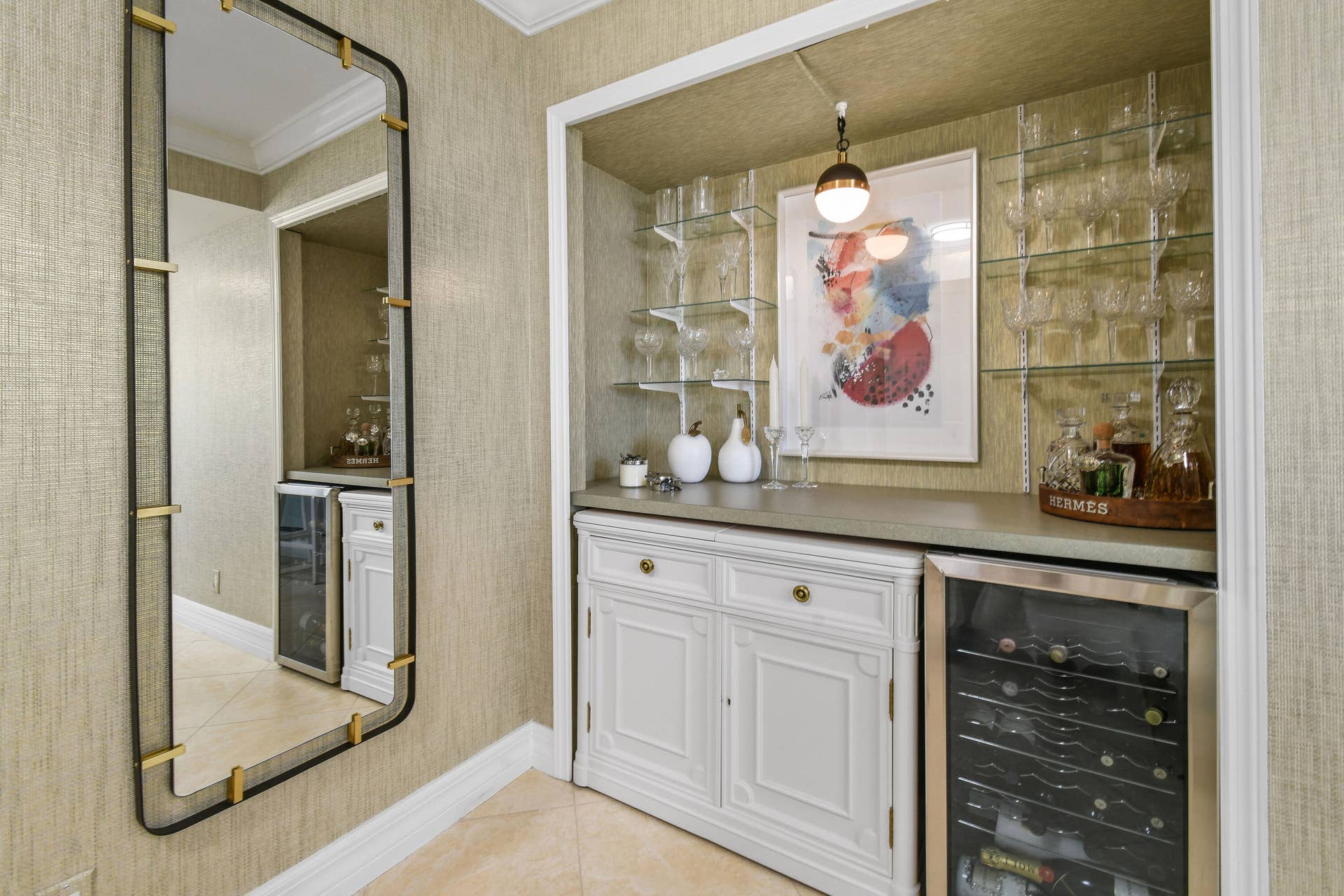 3000 N Ocean Drive, #9h, Singer Island, FL 33404 Dry Bar with Wine Refrigerator
