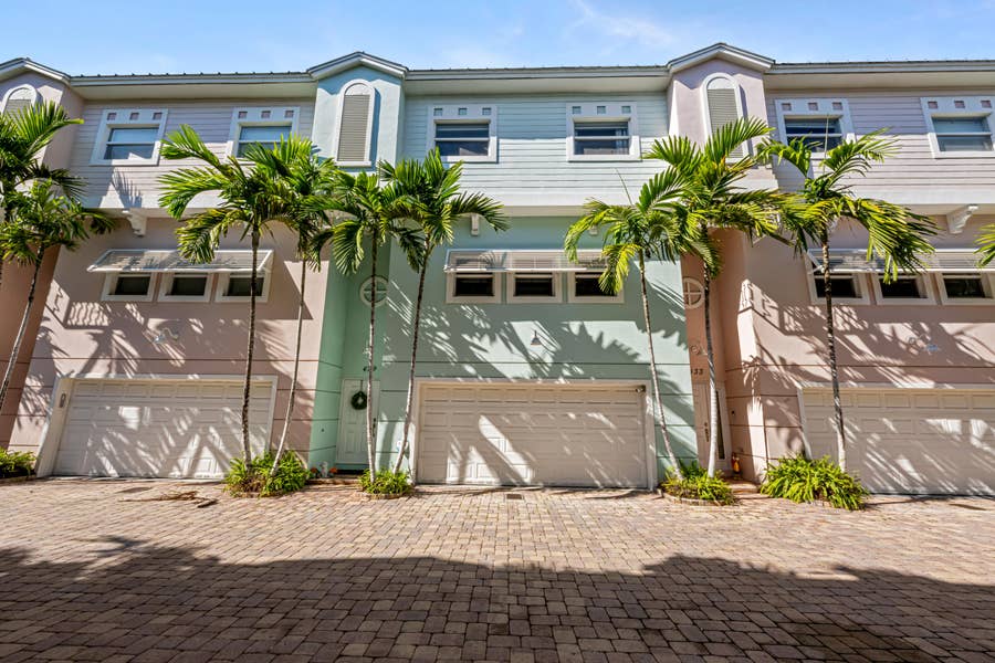 Property photo for 429 NE 1st Street, Pompano Beach, FL