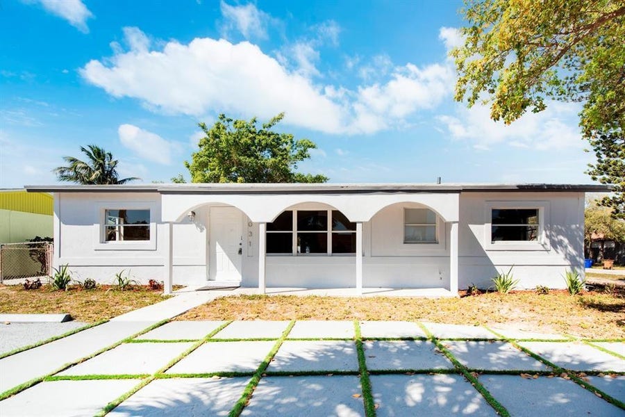 Property photo for 1031 SW 6th Way, Deerfield Beach, FL