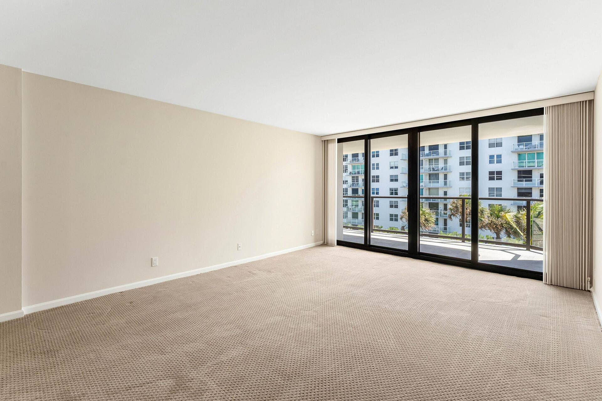 3440 S Ocean Boulevard, #502s, Palm Beach, FL 33480 14DSC08493.jpg-vsuniqueid-69cd2995541dc