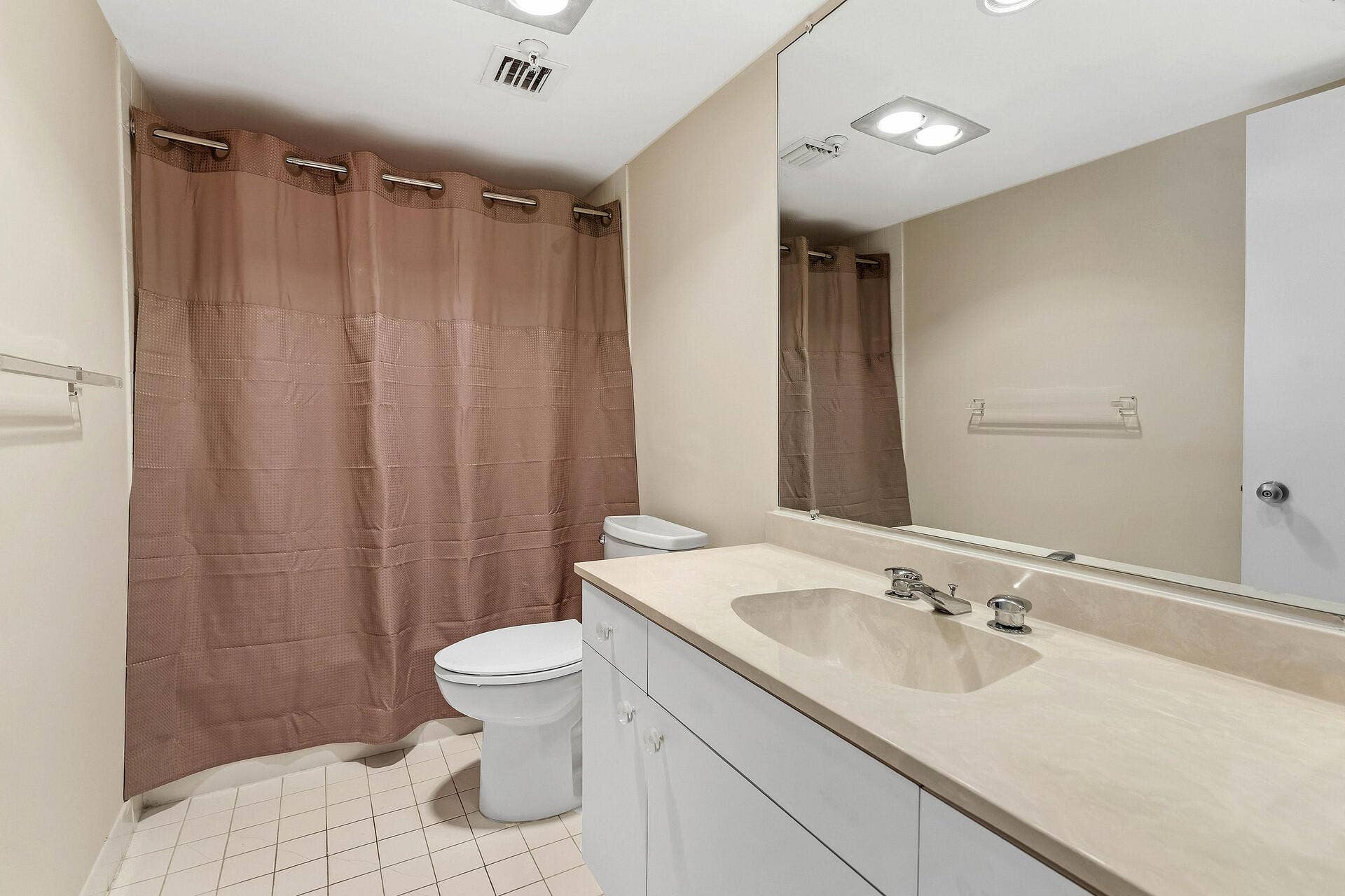 3440 S Ocean Boulevard, #502s, Palm Beach, FL 33480 25DSC08463.jpg-vsuniqueid-69cd29a5c57ea