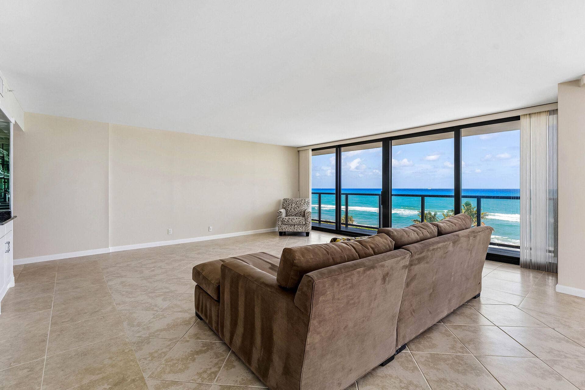 3440 S Ocean Boulevard, #502s, Palm Beach, FL 33480 6DSC08558.jpg-vsuniqueid-69cd298aad671