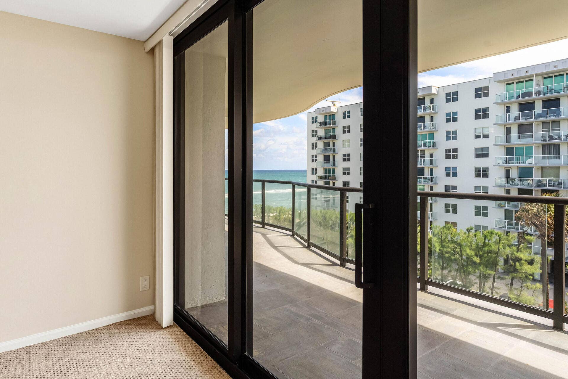 3440 S Ocean Boulevard, #502s, Palm Beach, FL 33480 23DSC08453.jpg-vsuniqueid-69cd29a0ba205