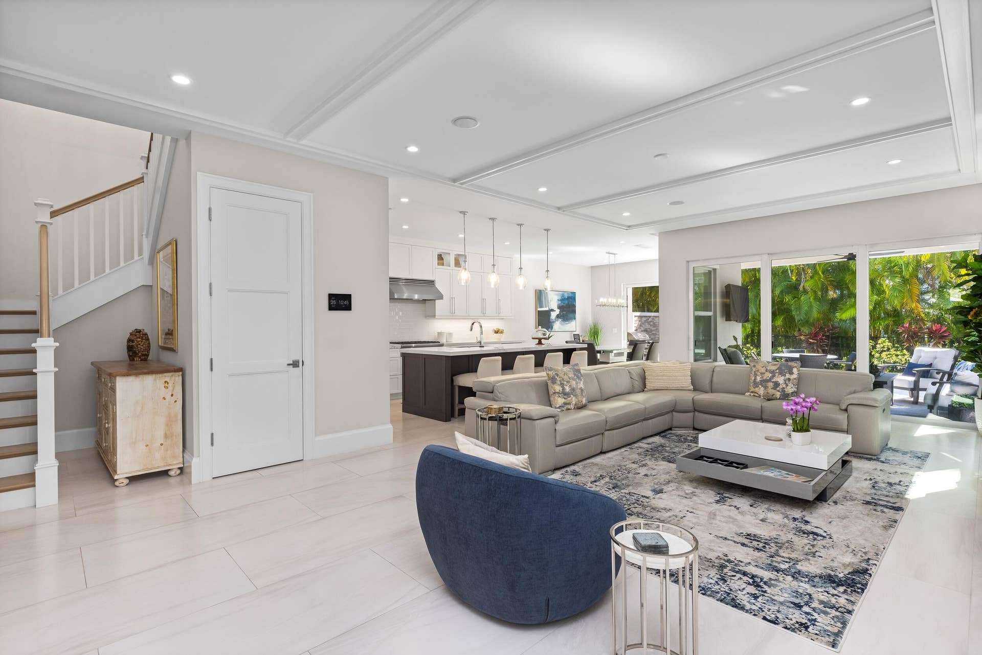 Living Area 1