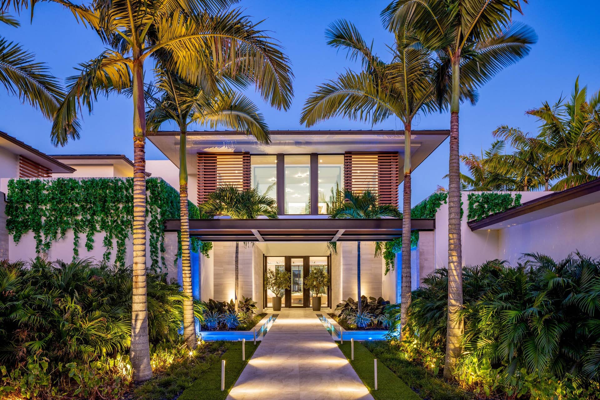 2415 Casas De Marbella Drive, Palm Beach Gardens, FL 33410 Twilight Exterior 7