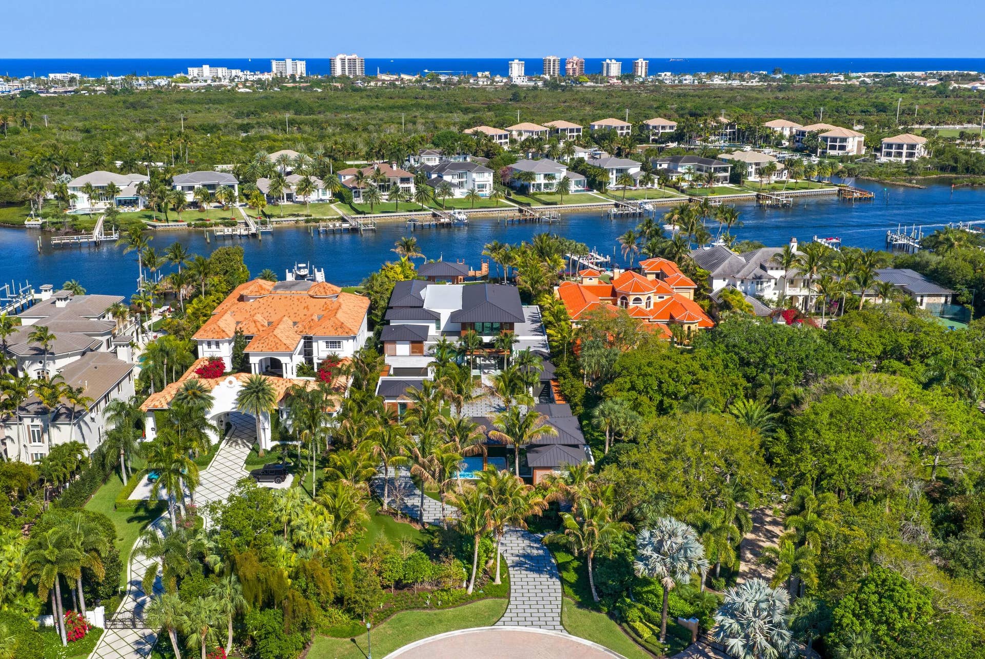 2415 Casas De Marbella Drive, Palm Beach Gardens, FL 33410 Aerial 13