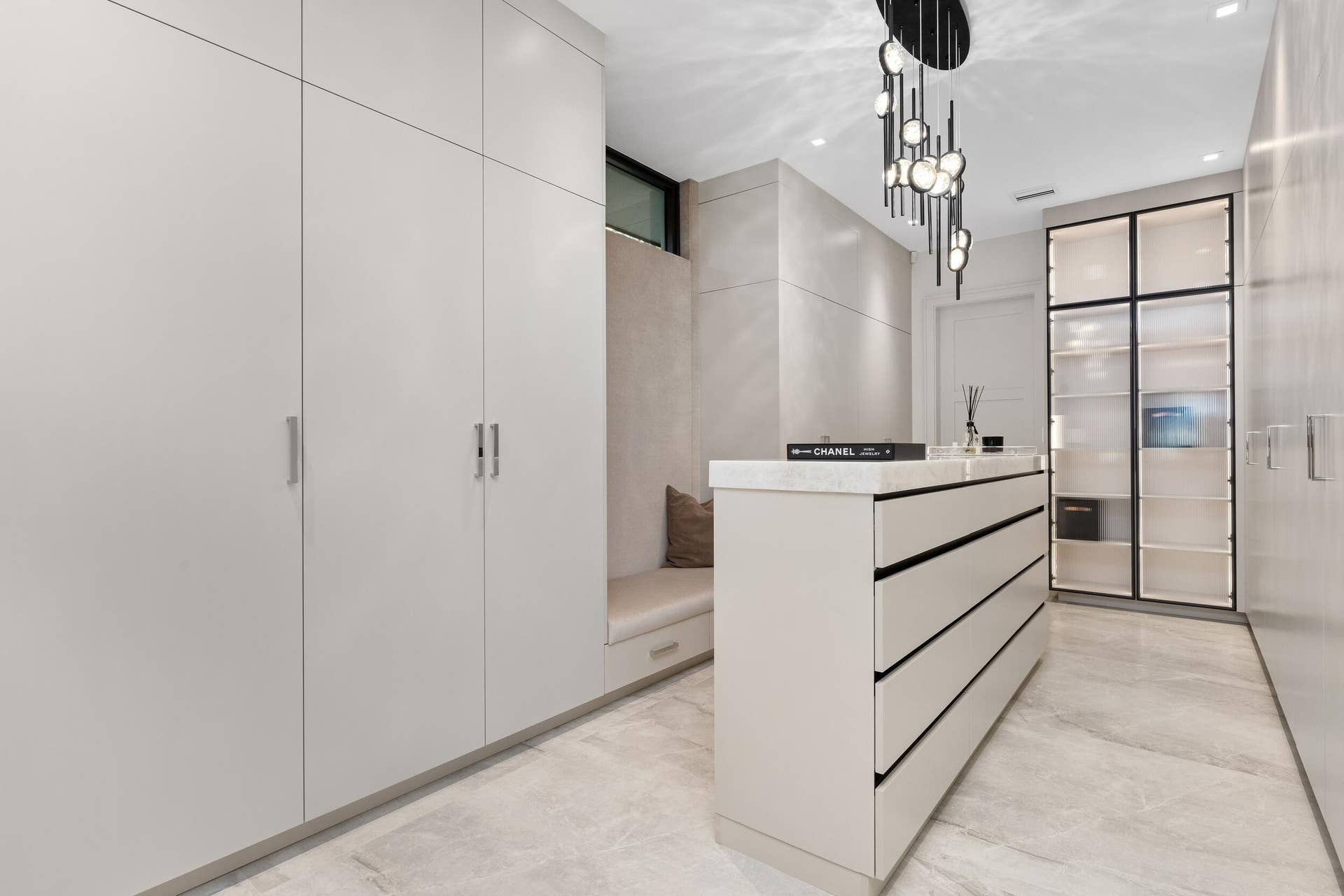 2415 Casas De Marbella Drive, Palm Beach Gardens, FL 33410 Master Closet 2