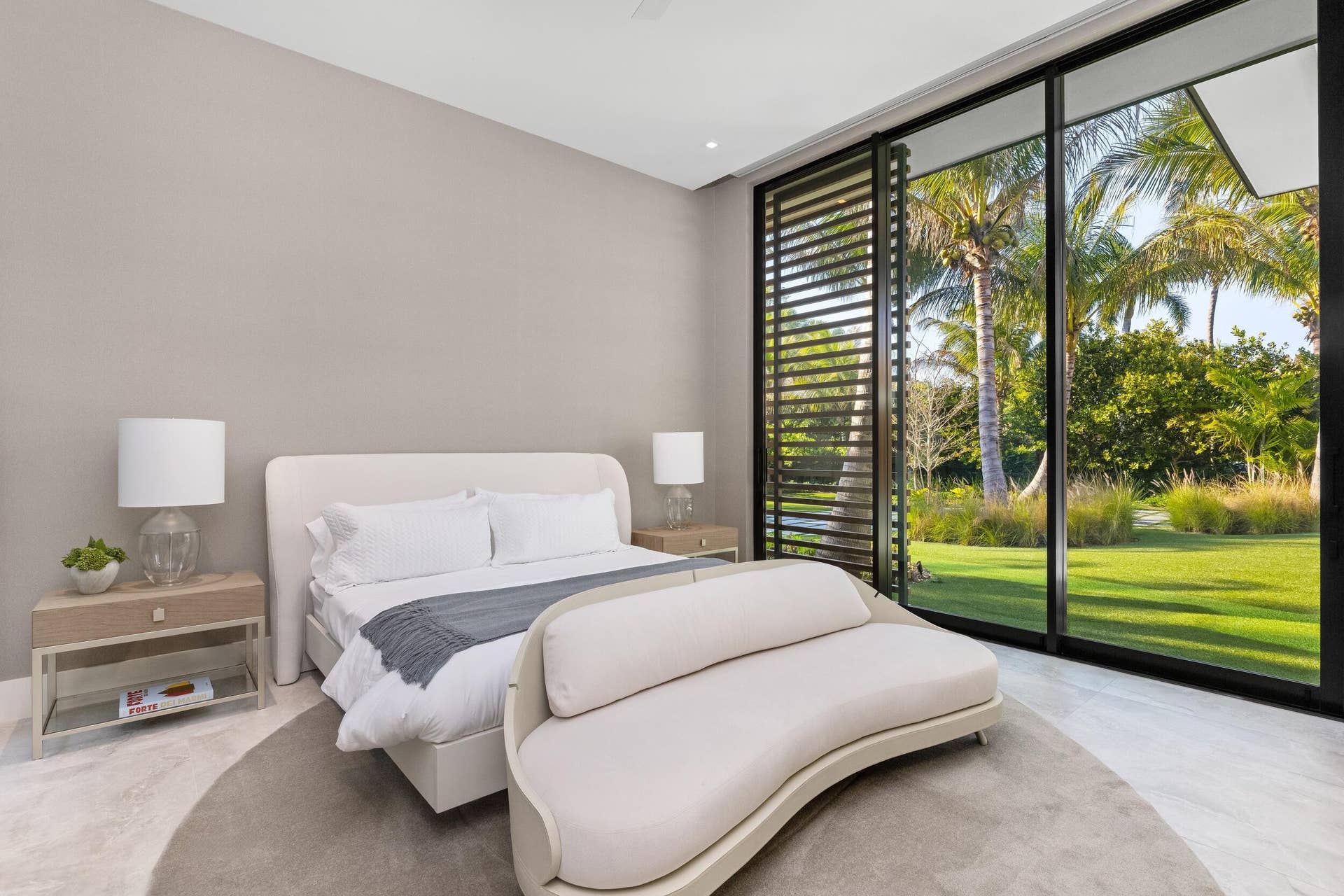 2415 Casas De Marbella Drive, Palm Beach Gardens, FL 33410 Guest House 1