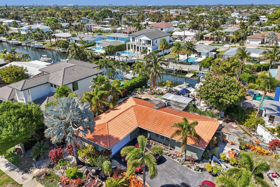 Property photo for 605 Inlet Road, North Palm Beach, FL