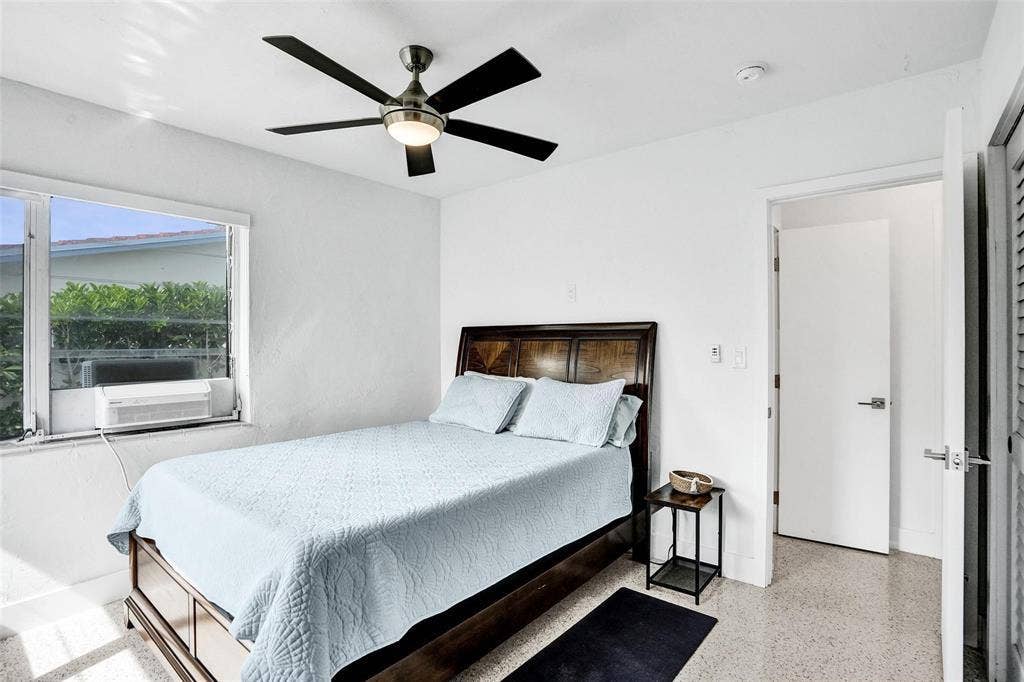 4313 Seagrape Drive, #2, Lauderdale By The Sea, FL 33308 c9