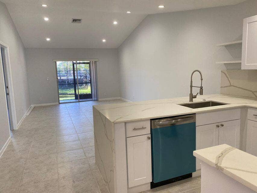 9973 Three Lakes Circle, Boca Raton, Boca Raton, FL 33428 kitchen