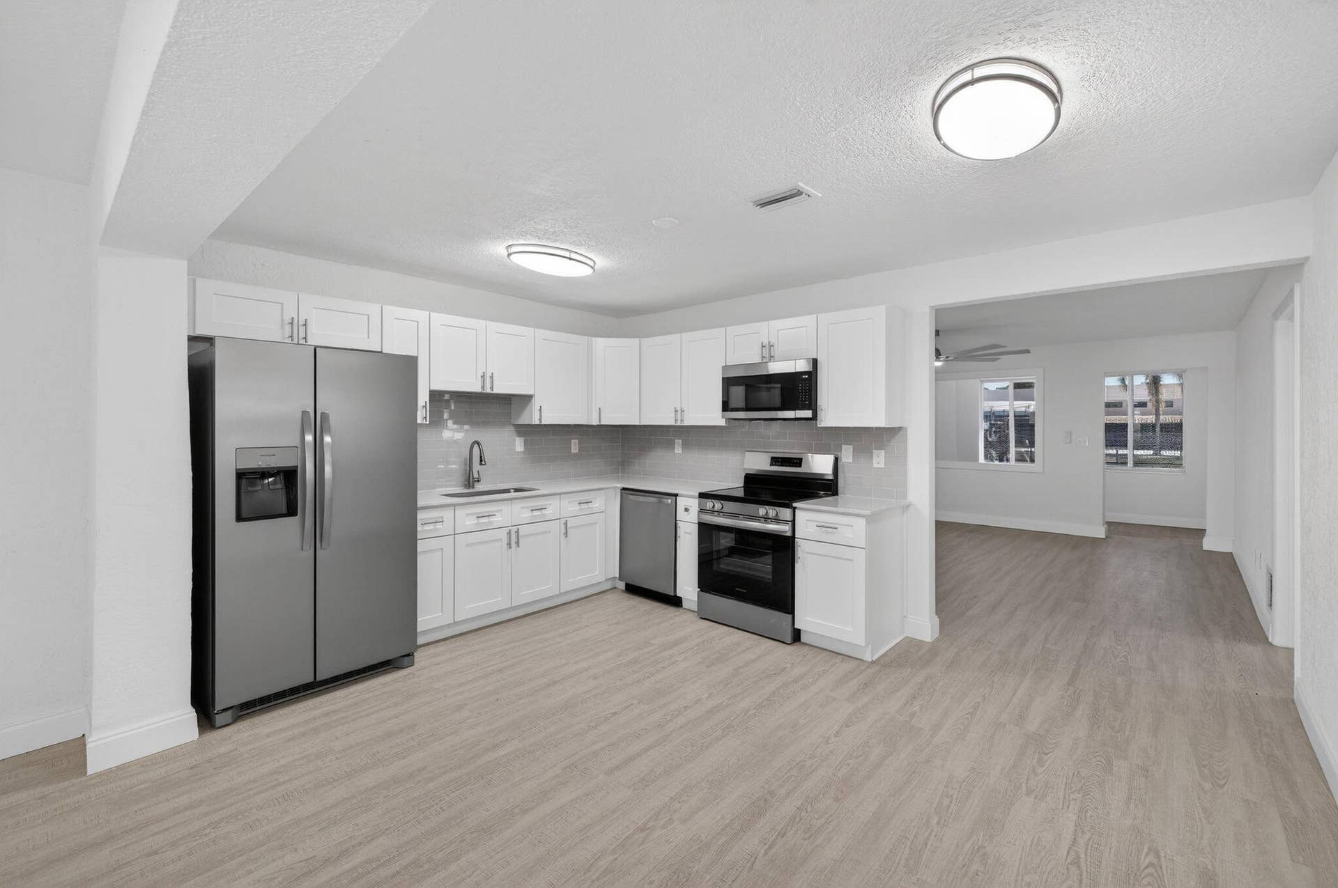 16-web-or-mls-699A9759