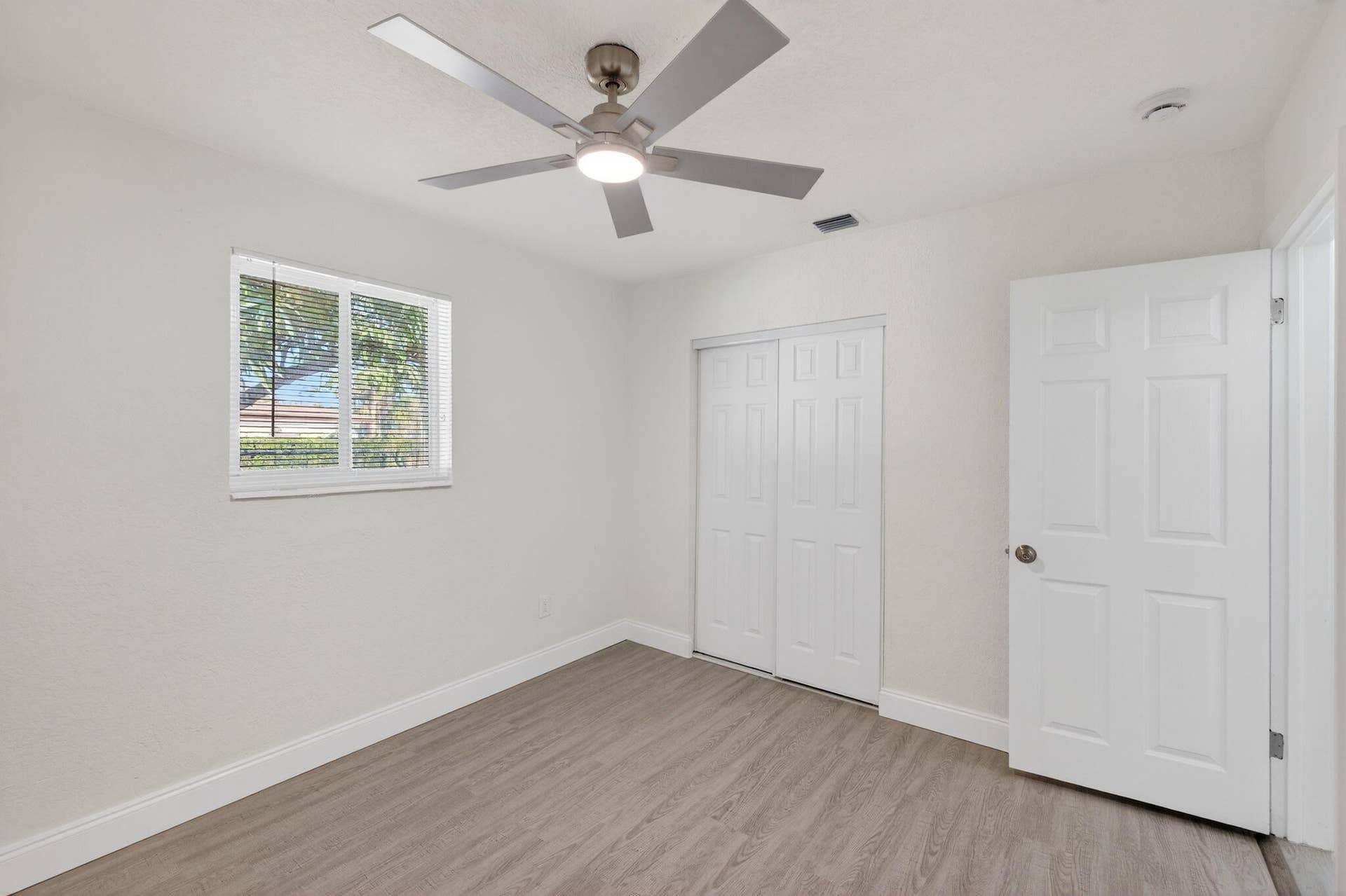 40-web-or-mls-699A9924