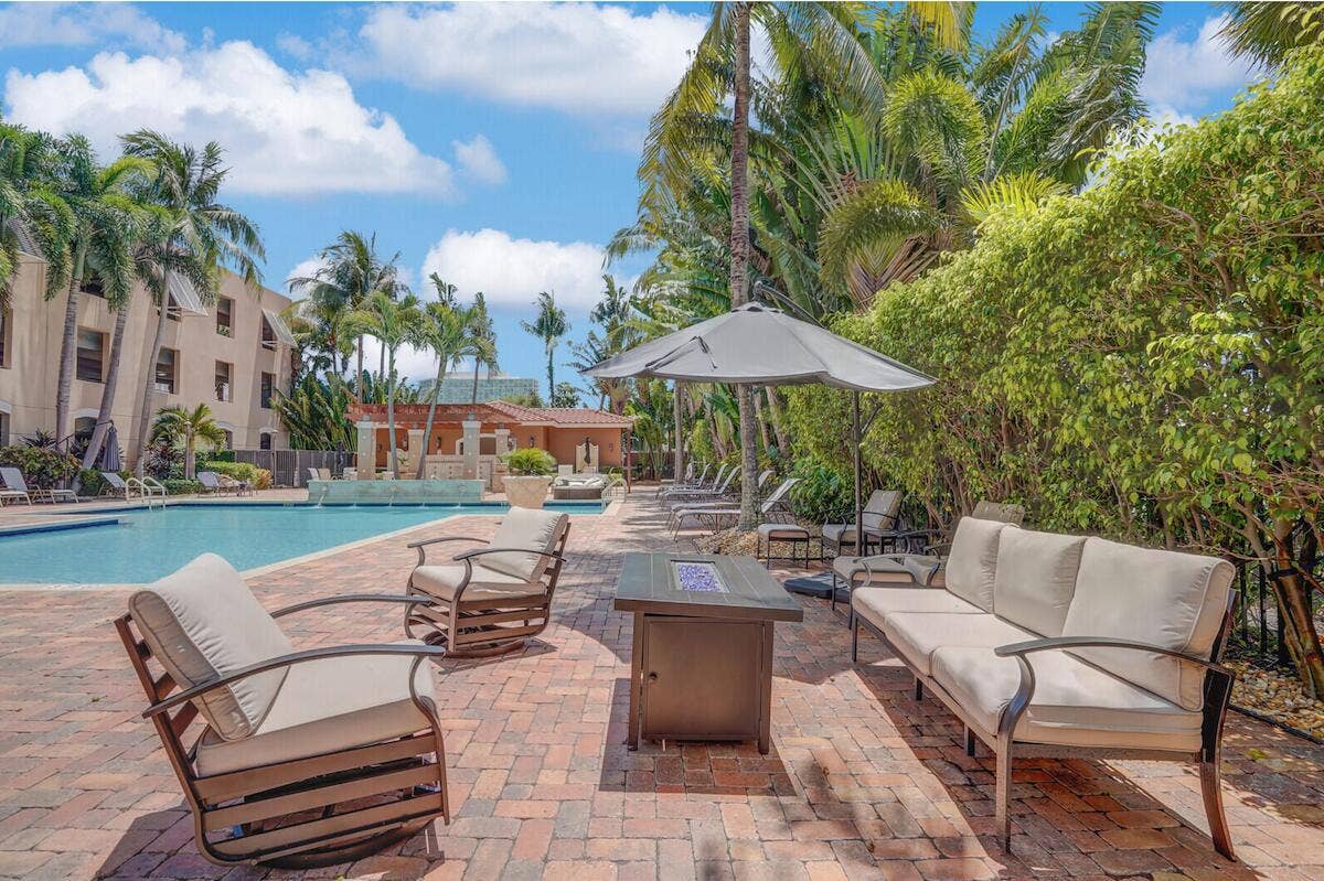 616 Clearwater Park Road, #1106, West Palm Beach, FL 33401 FirePit