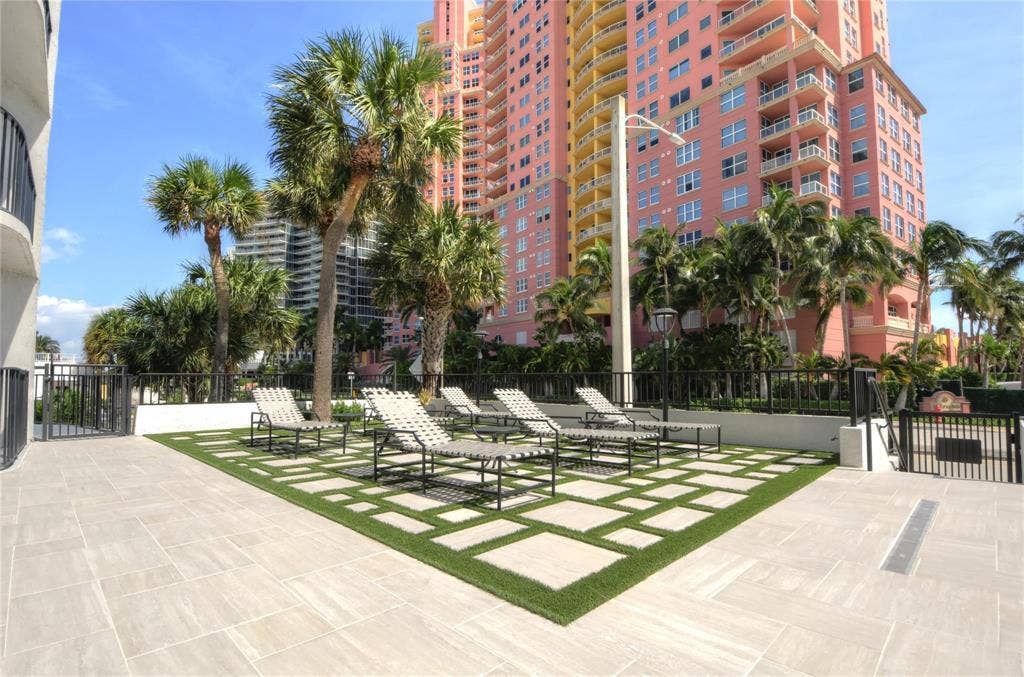 2029 N Ocean Boulevard, #505, Fort Lauderdale, FL 33305 15
