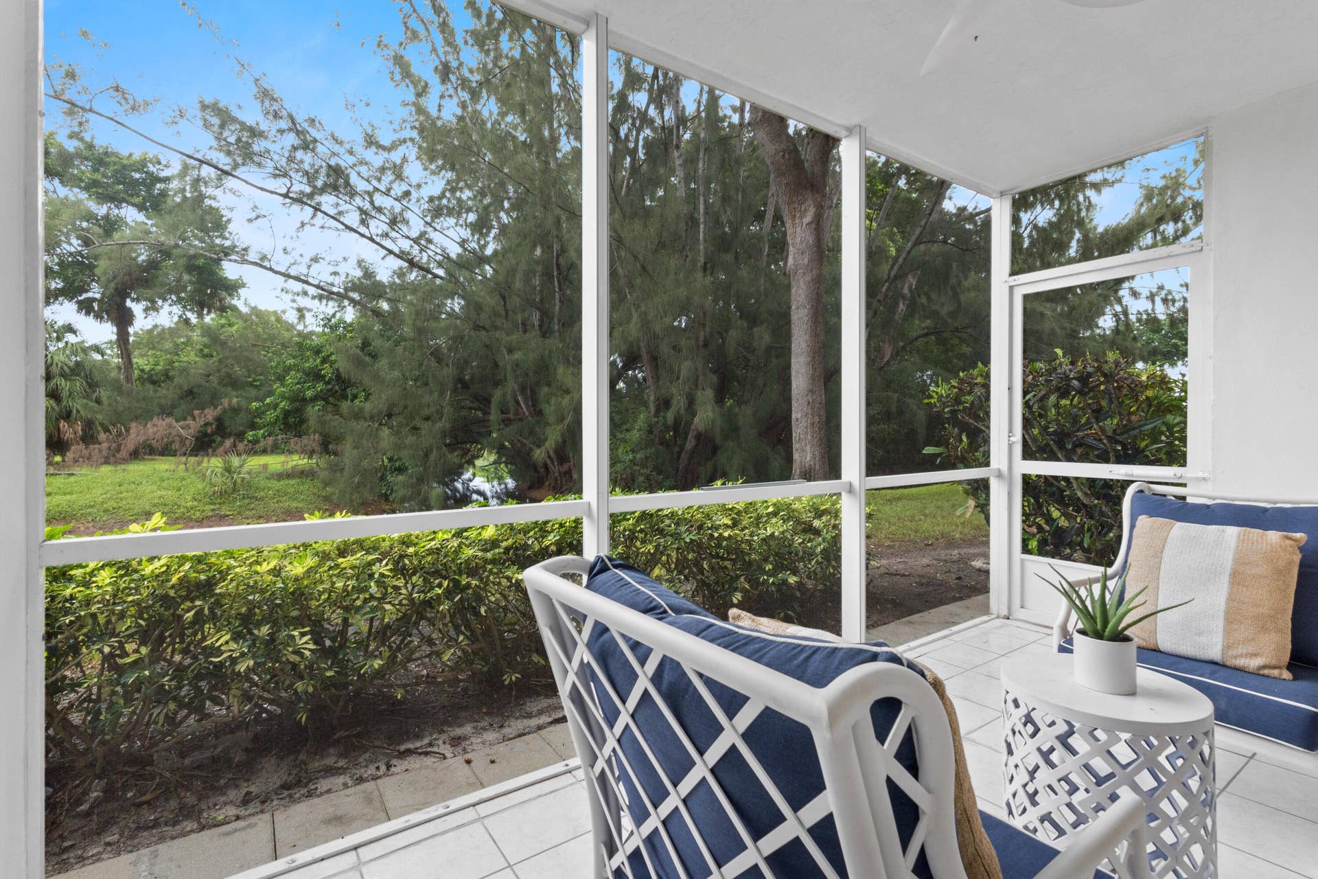 3051 S Palm Aire Drive, #109, Pompano Beach, FL 33069 GF4A2990