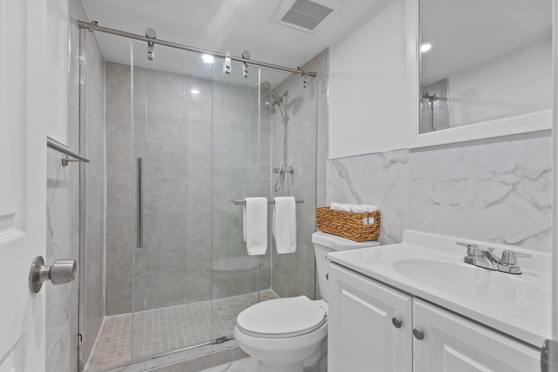 3051 S Palm Aire Drive, #109, Pompano Beach, FL 33069 GF4A2927
