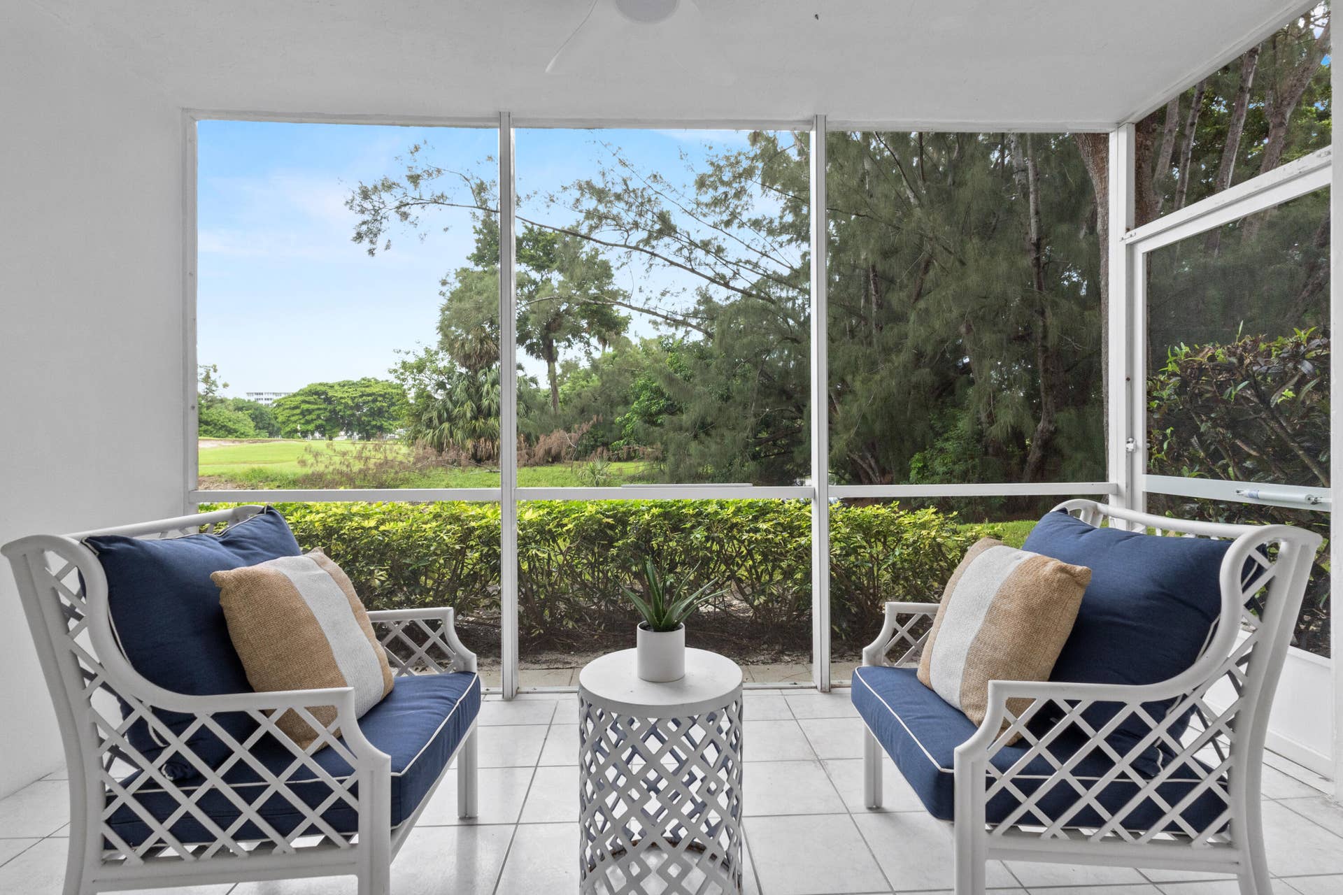 3051 S Palm Aire Drive, #109, Pompano Beach, FL 33069 GF4A2987
