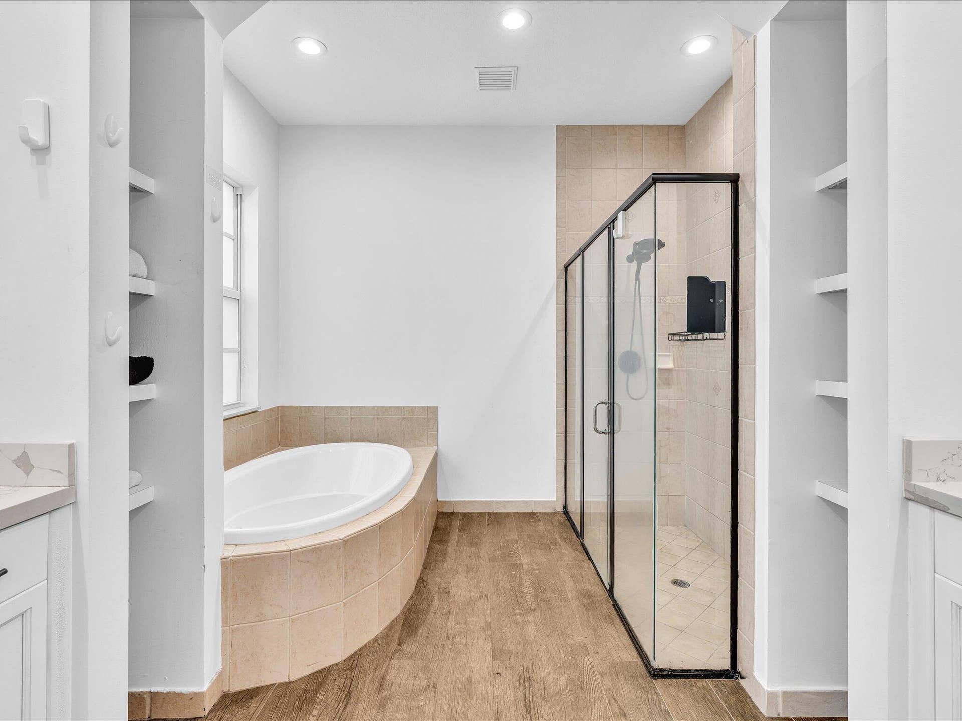 10982 NW 81st Manor, Parkland, FL 33076 Primary Bathroom