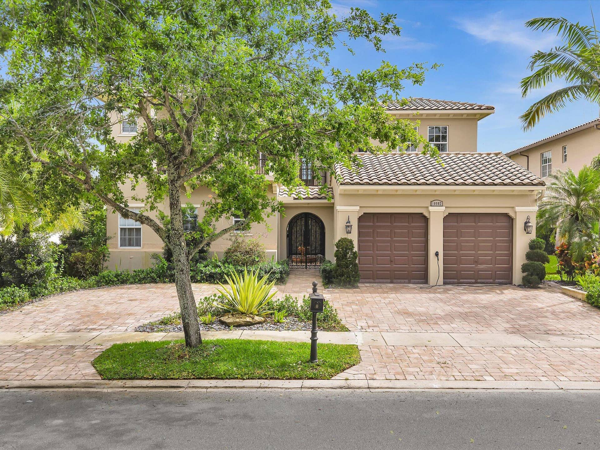 10982 NW 81st Manor, Parkland, FL 33076 082-DJI_20260329145431_0004_D